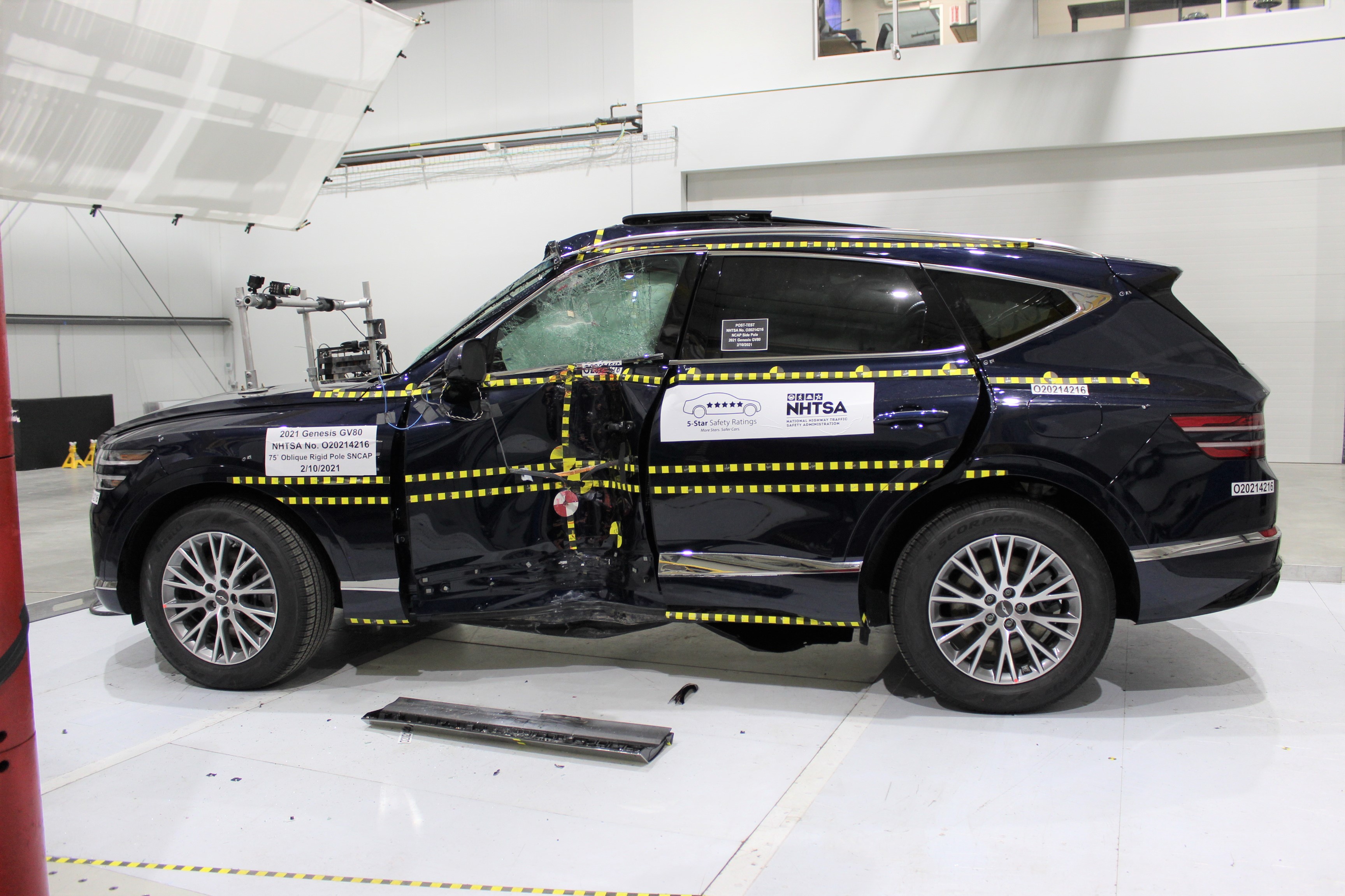 2021 GENESIS GV80 crash image 8