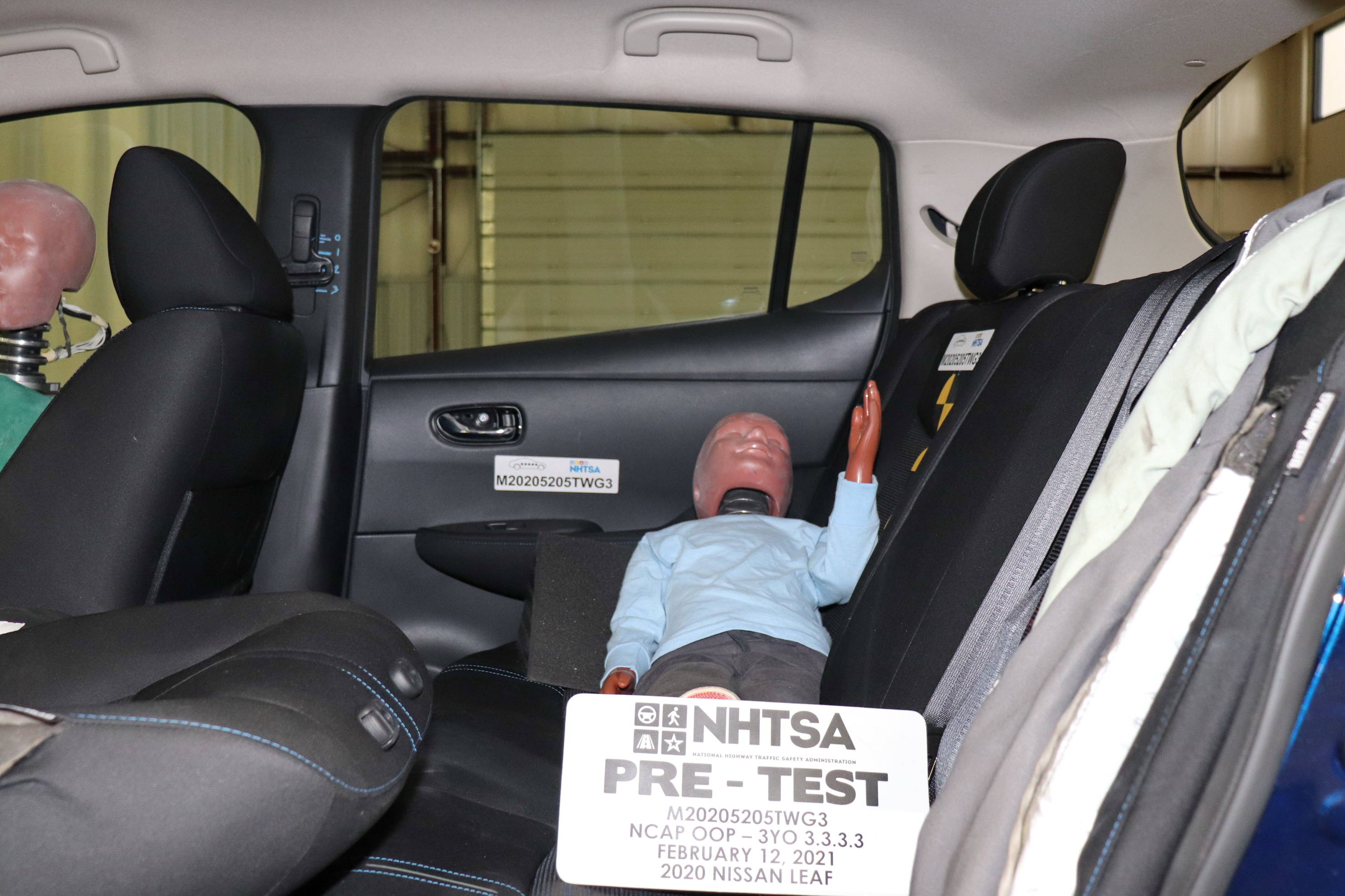 2020 NISSAN LEAF crash image 5