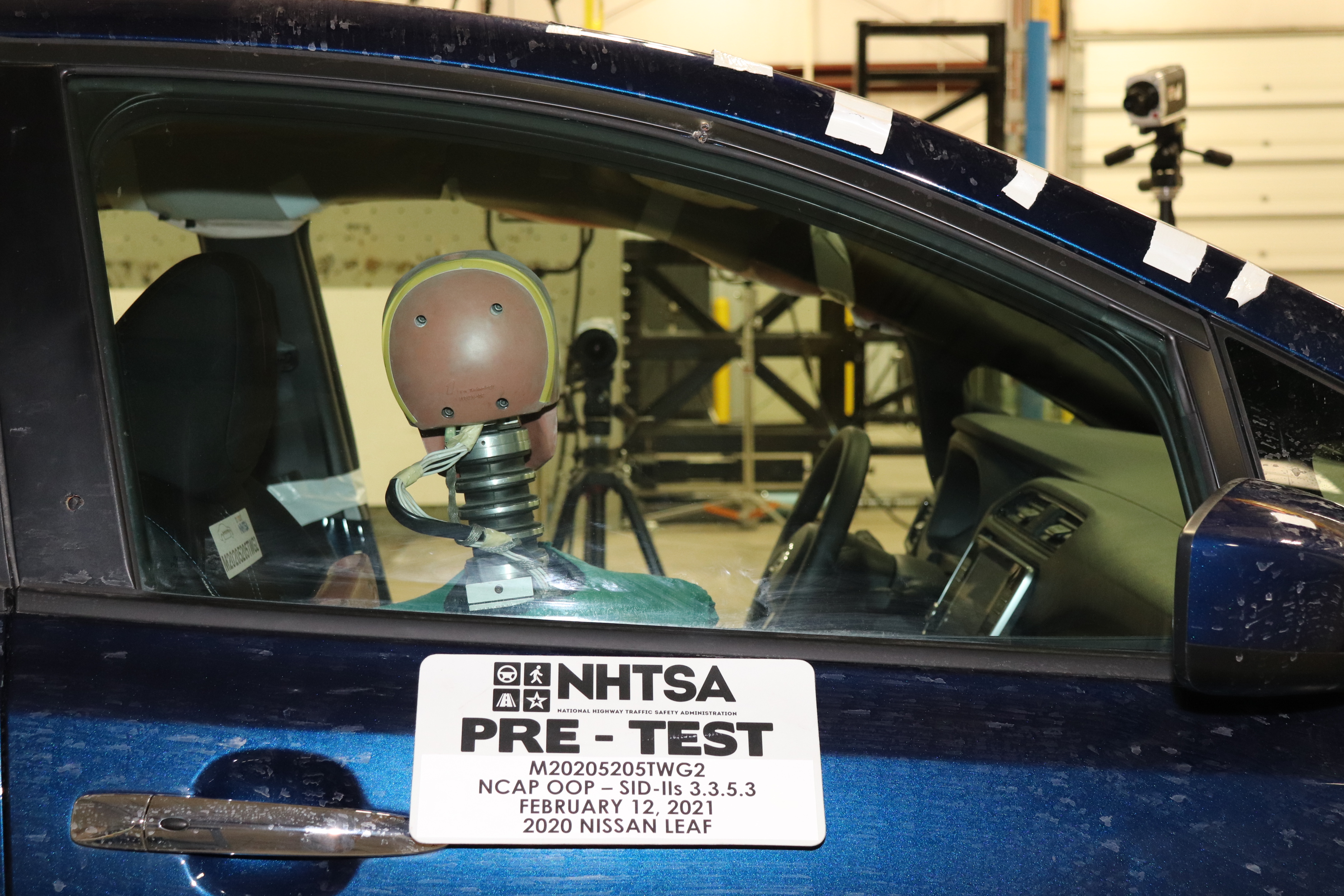 2020 NISSAN LEAF crash image 19