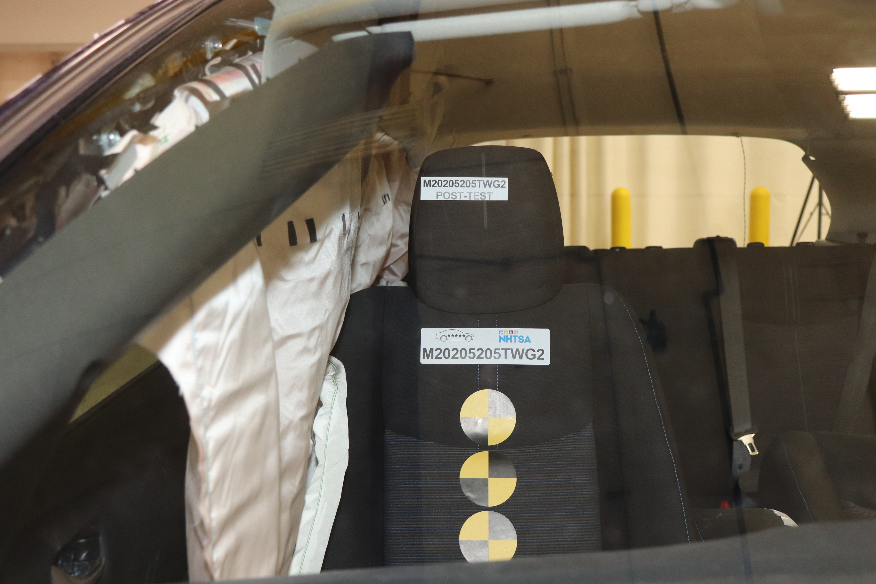 2020 NISSAN LEAF crash image 24