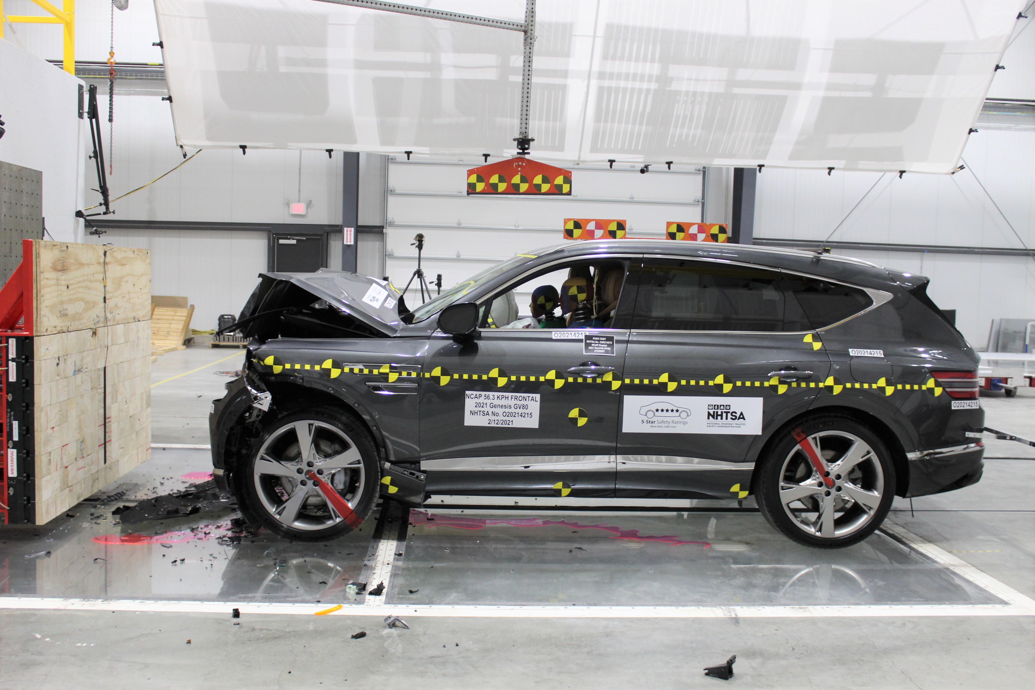 2021 GENESIS GV80 crash image 11