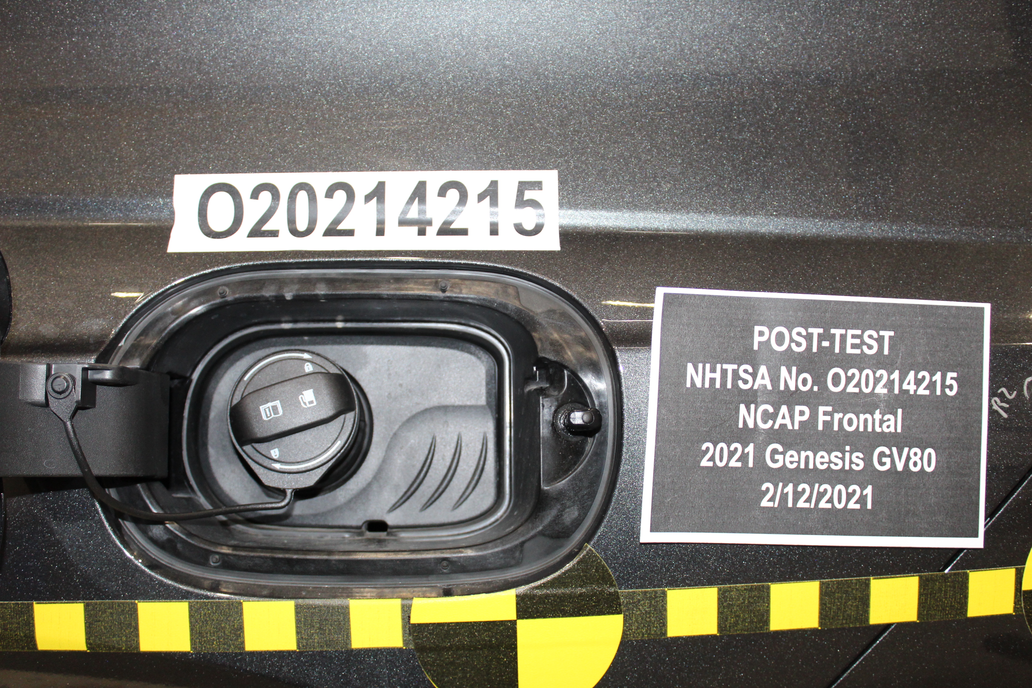 2021 GENESIS GV80 crash image 23