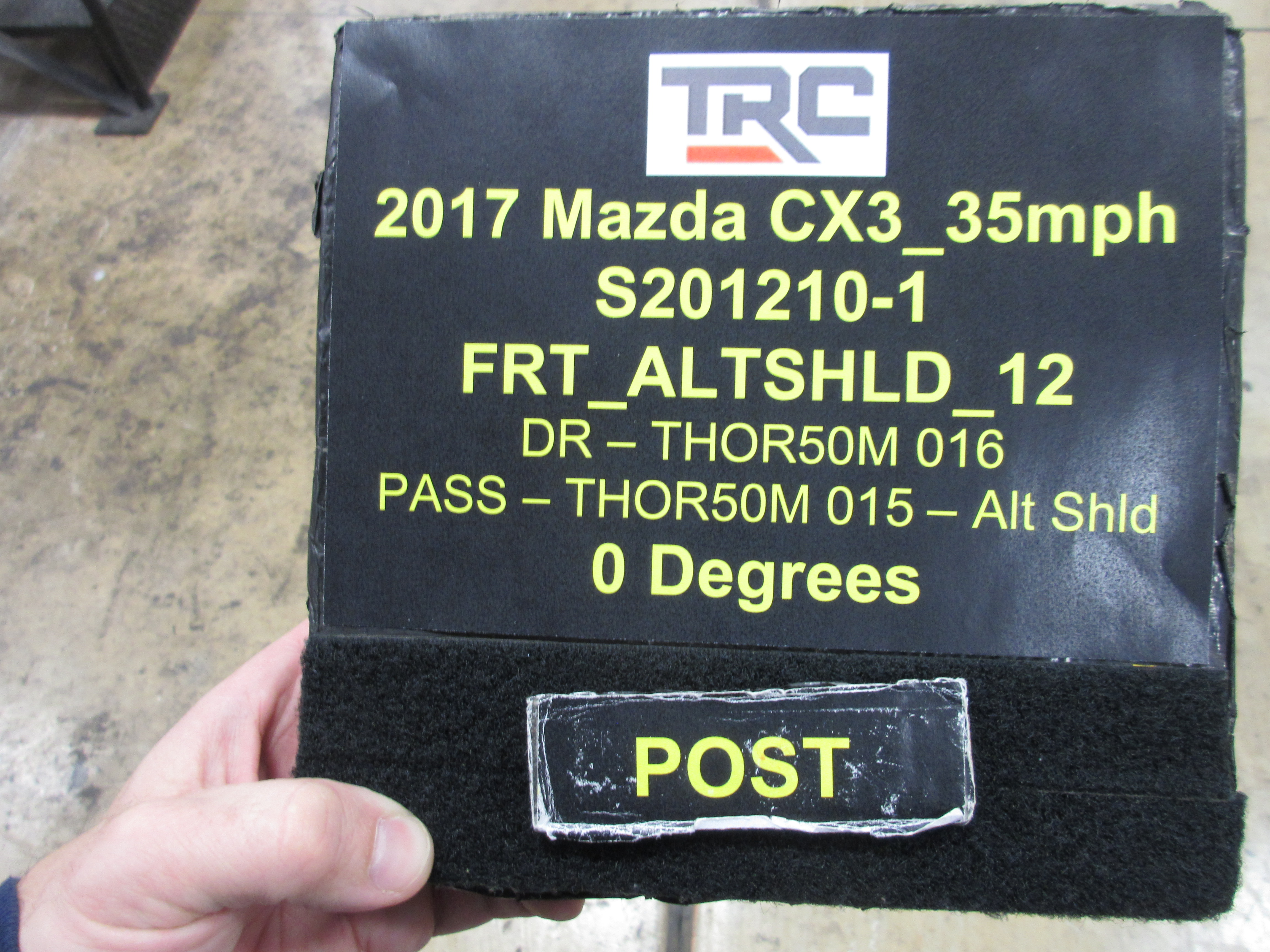 2017 MAZDA CX-3 crash-test photo