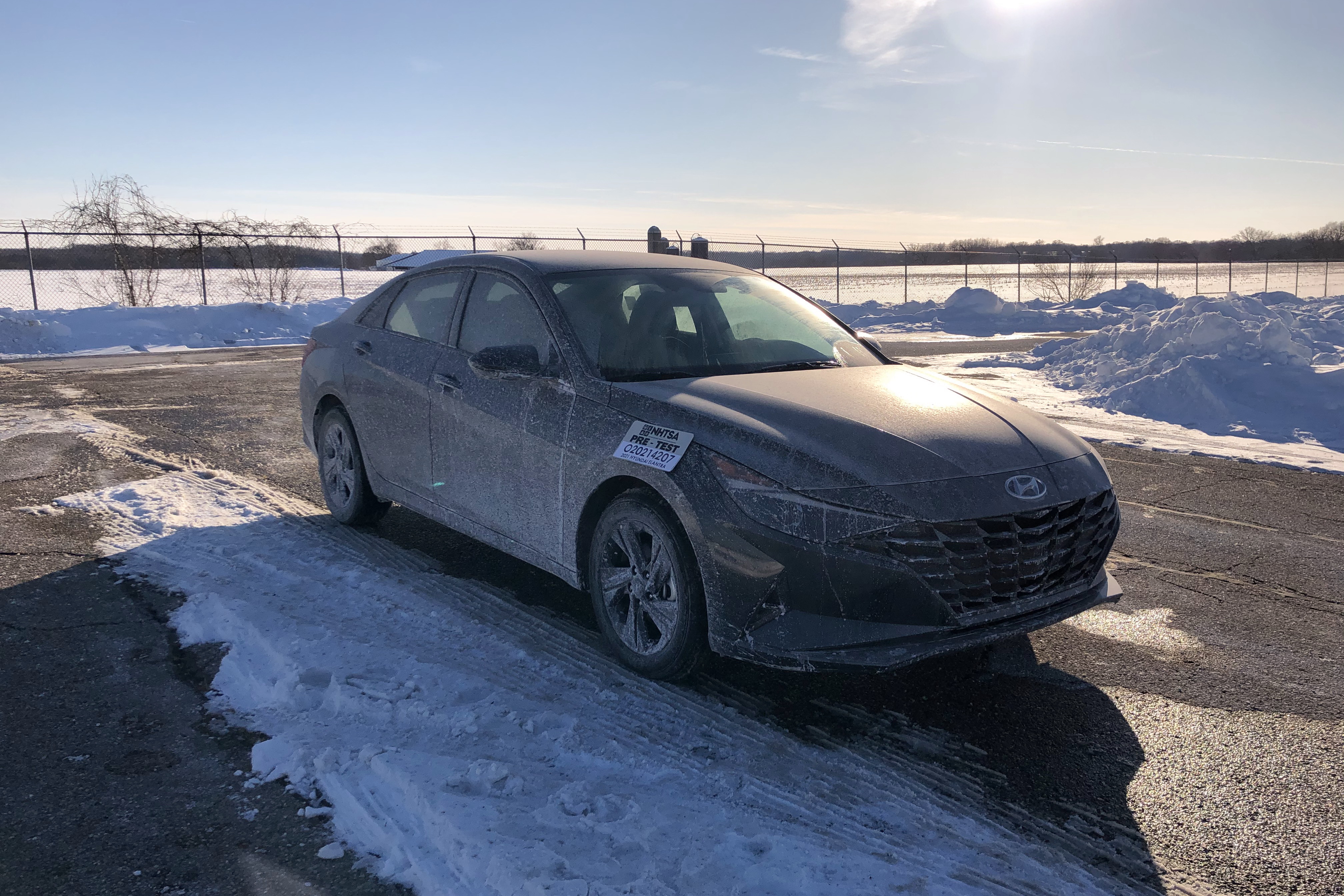 2021 HYUNDAI ELANTRA crash image