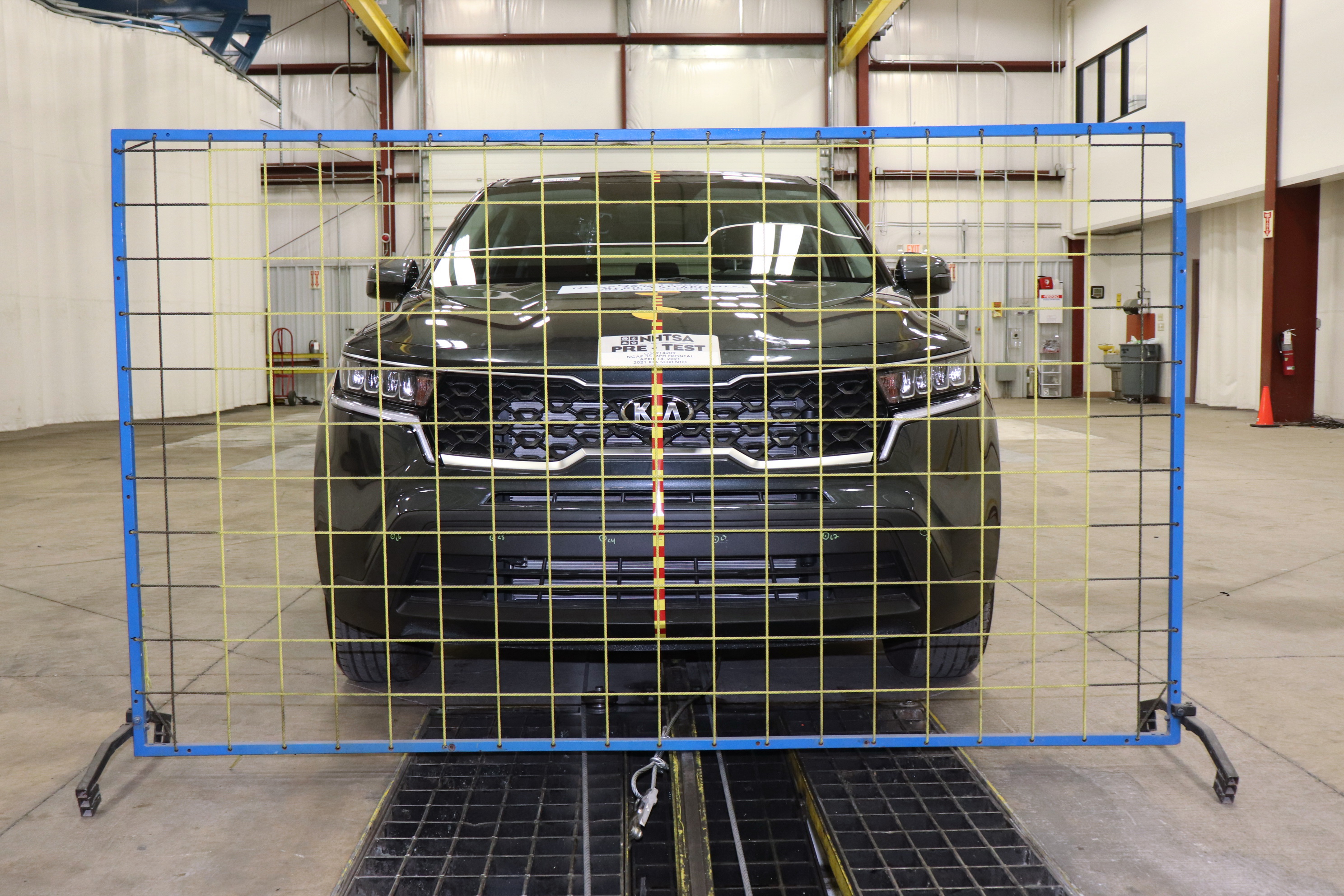 2021 KIA SORENTO crash image