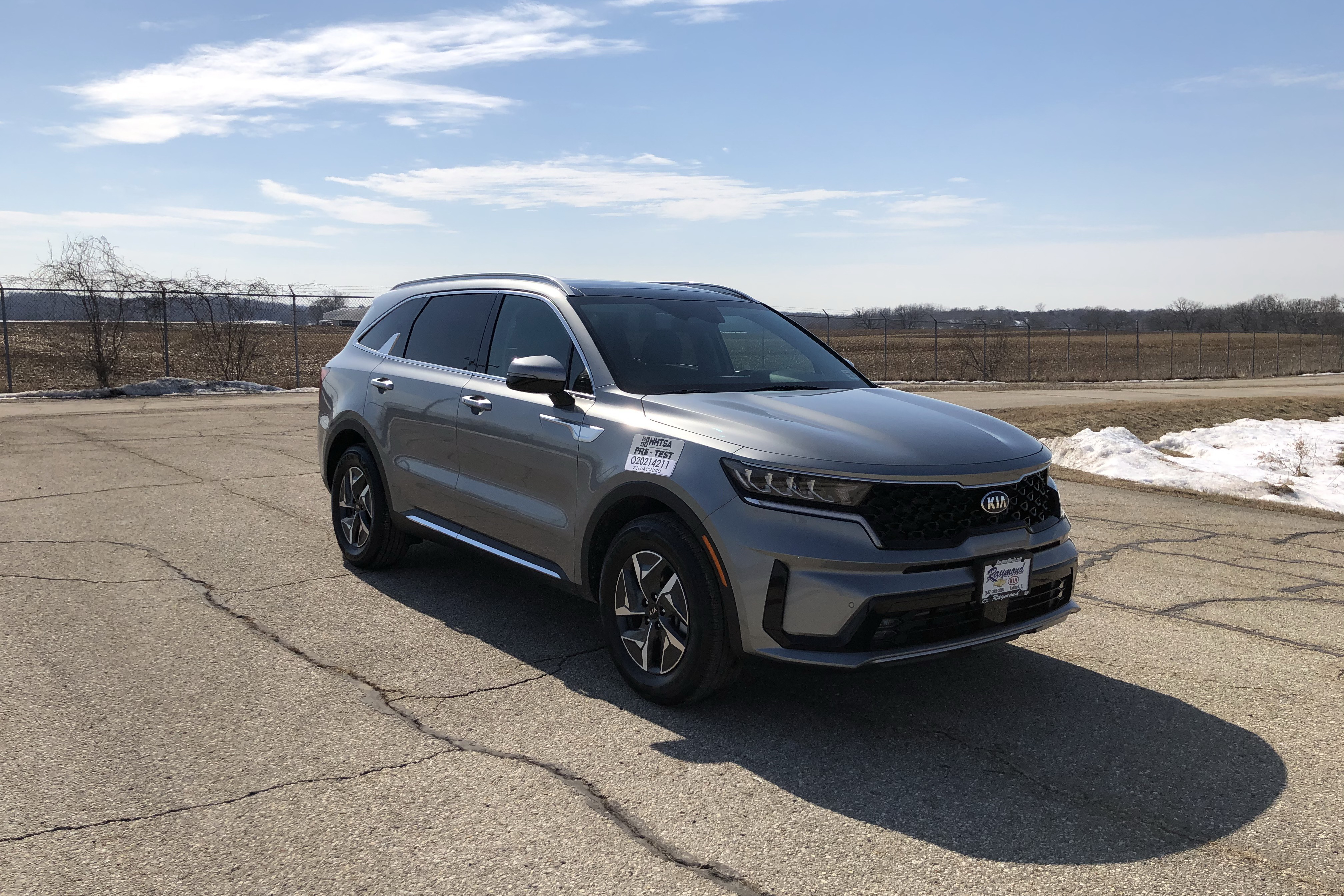 2021 KIA SORENTO crash image