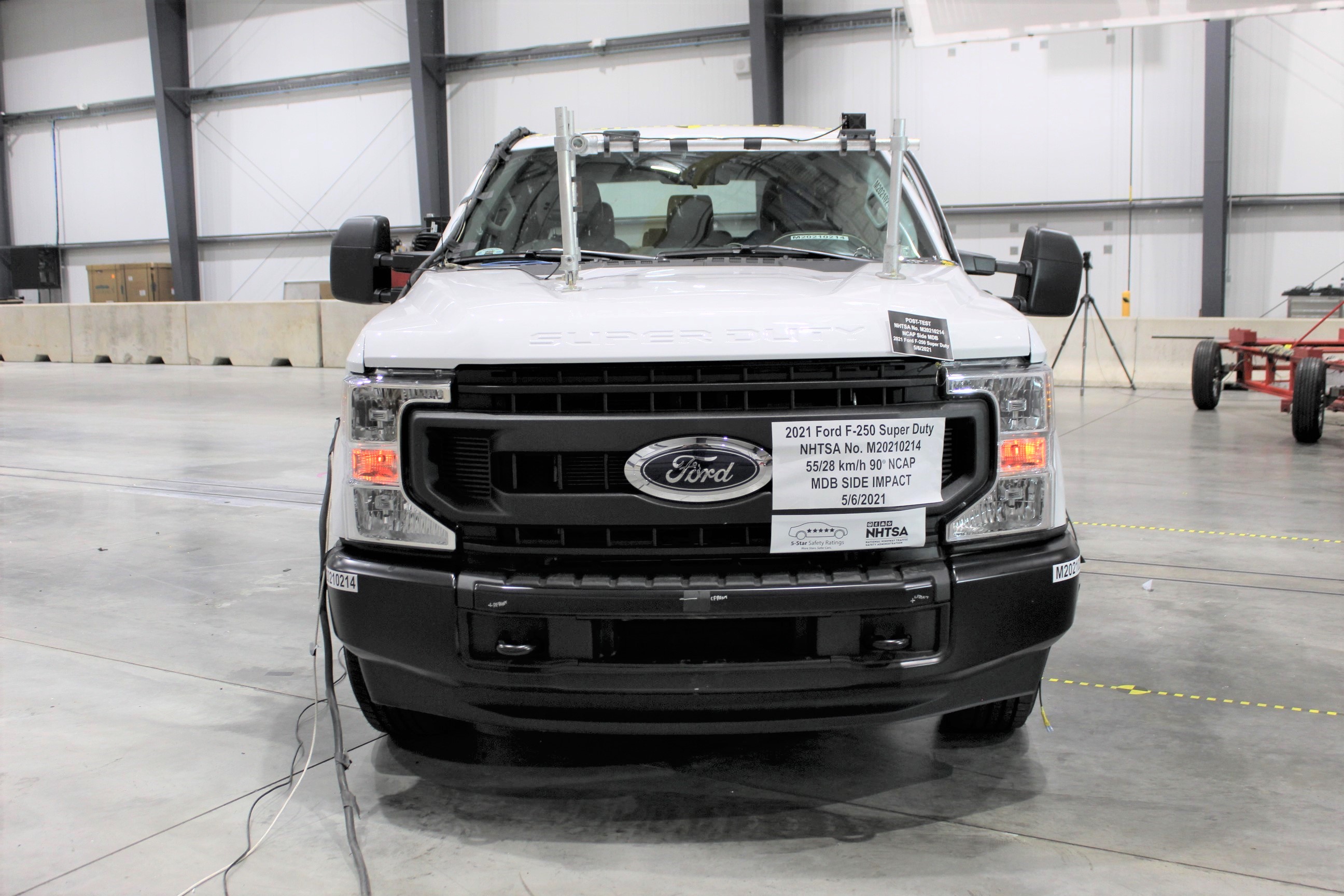 2021 FORD F250 CREW CAB crash image 4