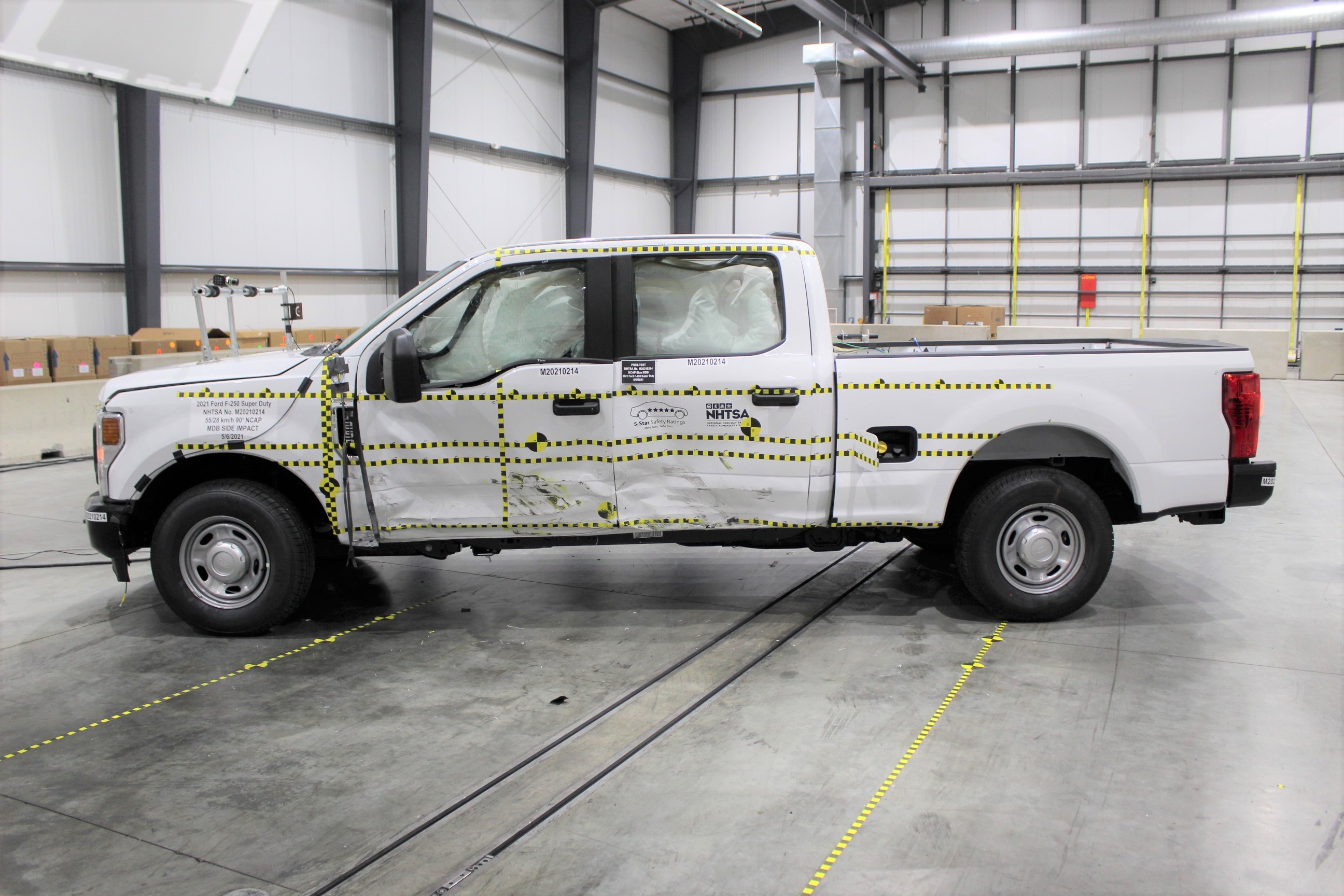 2021 FORD F250 CREW CAB crash image 8
