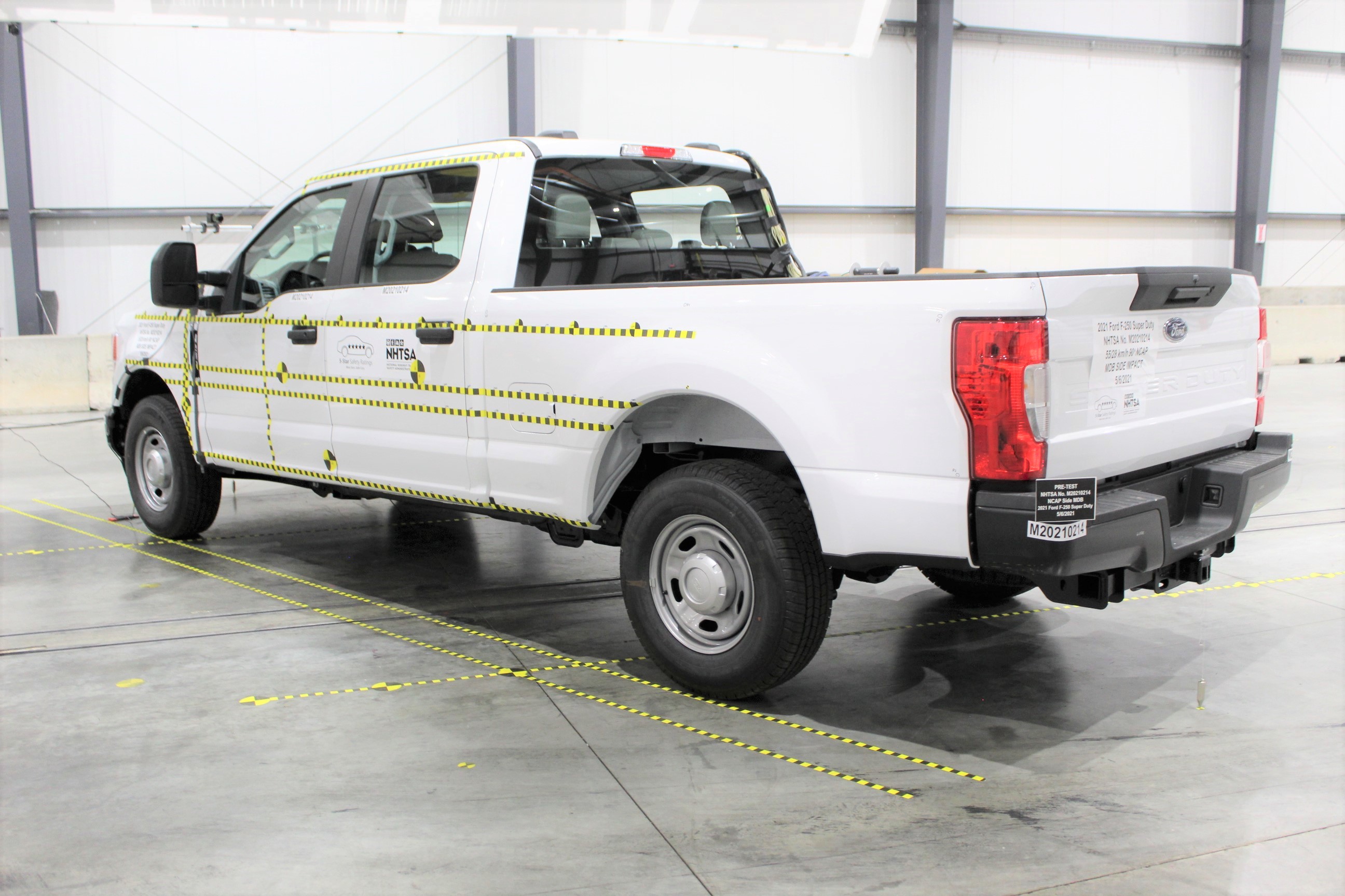 2021 FORD F250 CREW CAB crash image 9