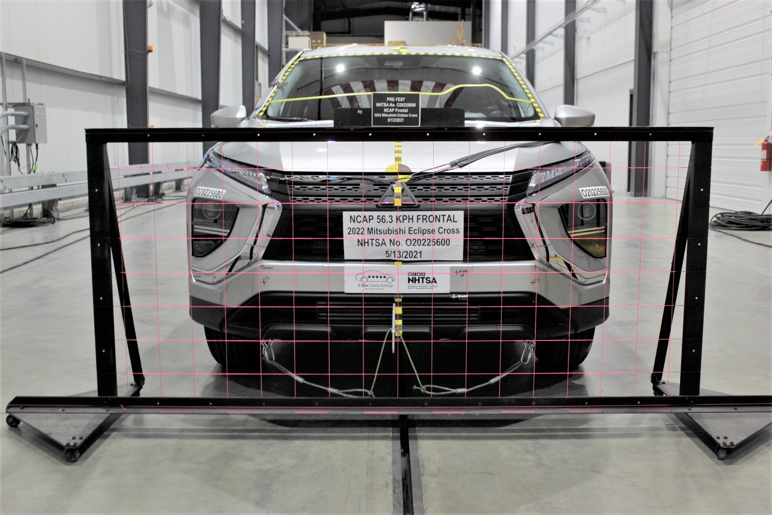 2022 MITSUBISHI ECLIPSE CROSS crash-test photo