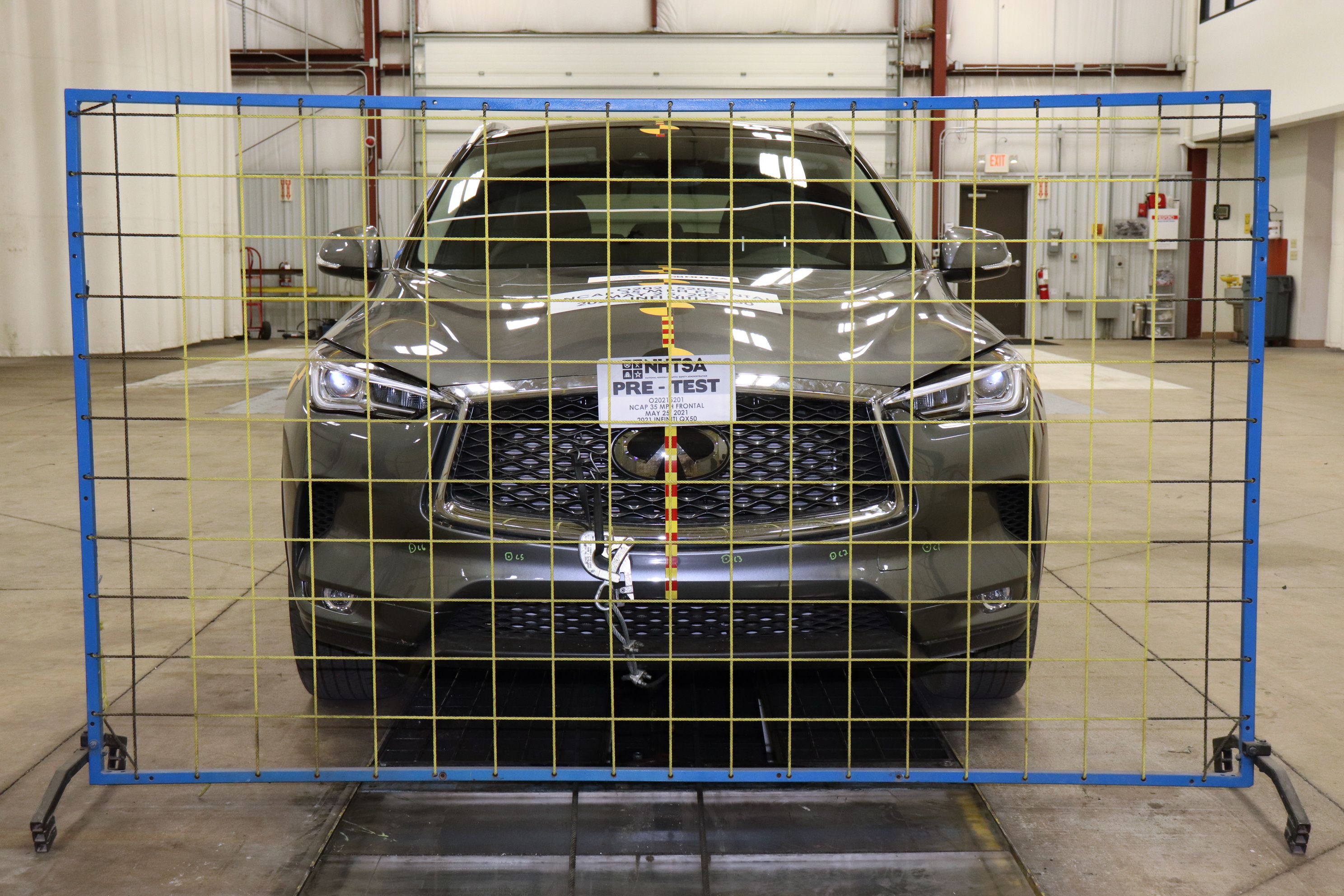 2021 INFINITI QX50 crash image