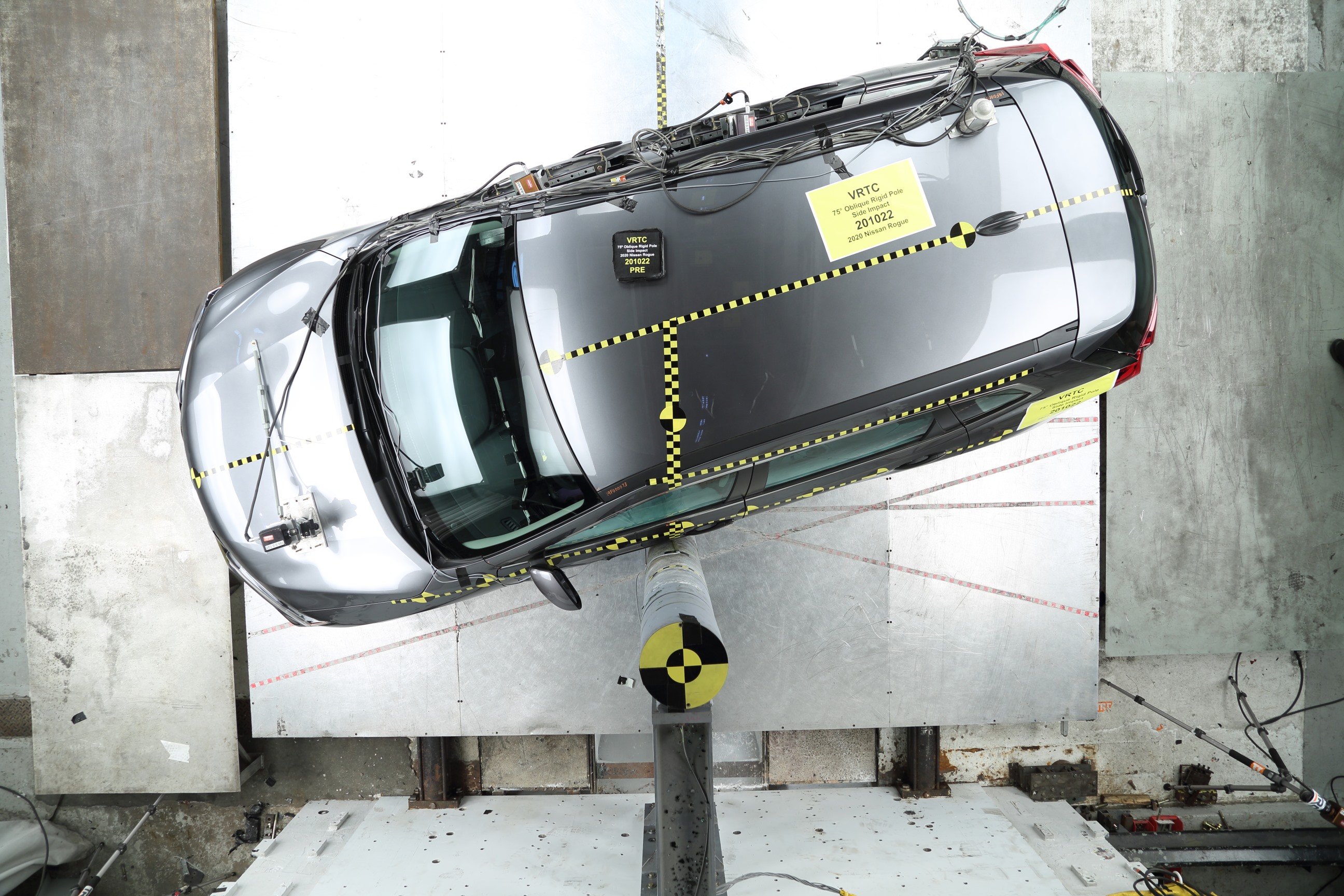 2020 NISSAN ROGUE crash image 15