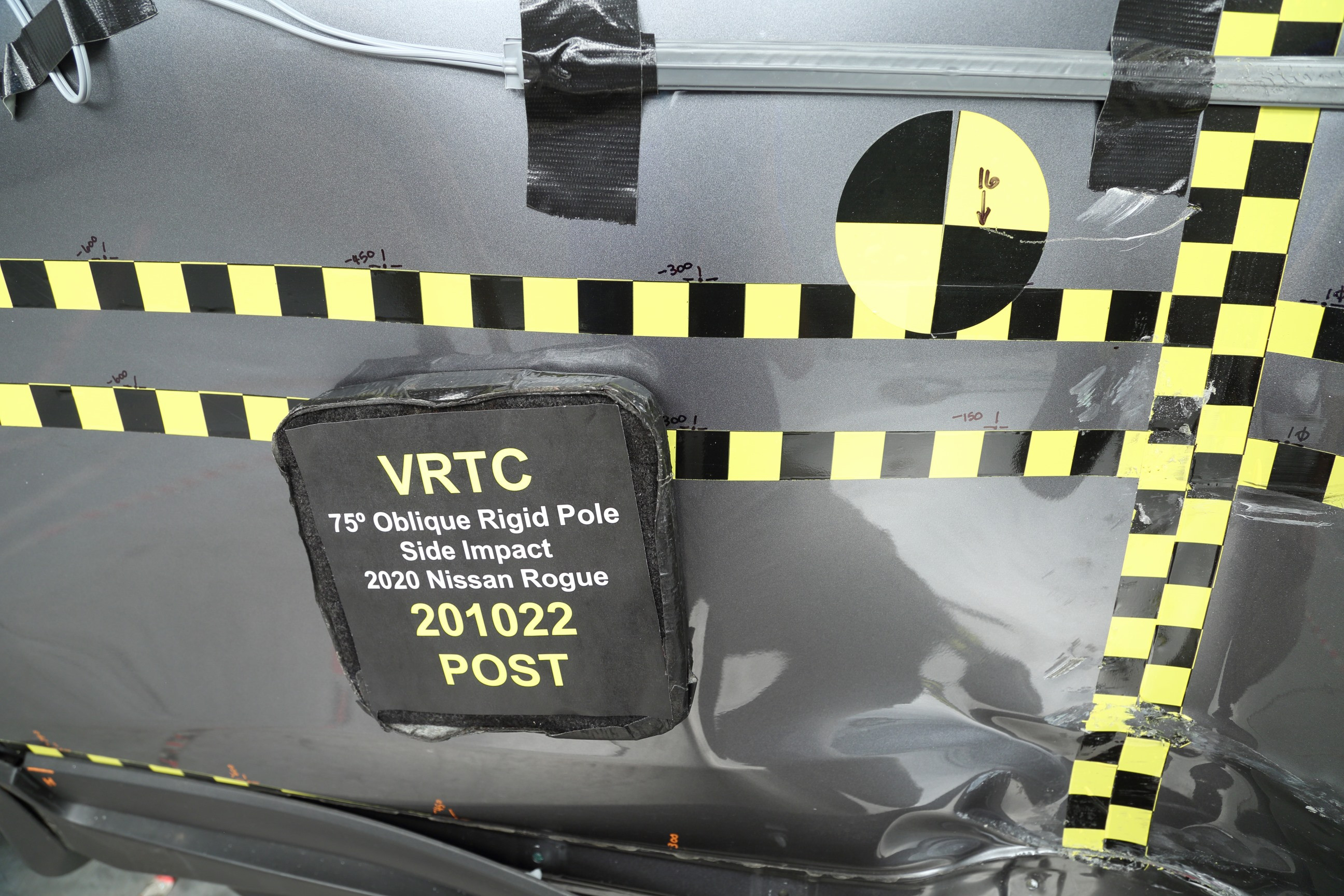 2020 NISSAN ROGUE crash image 20