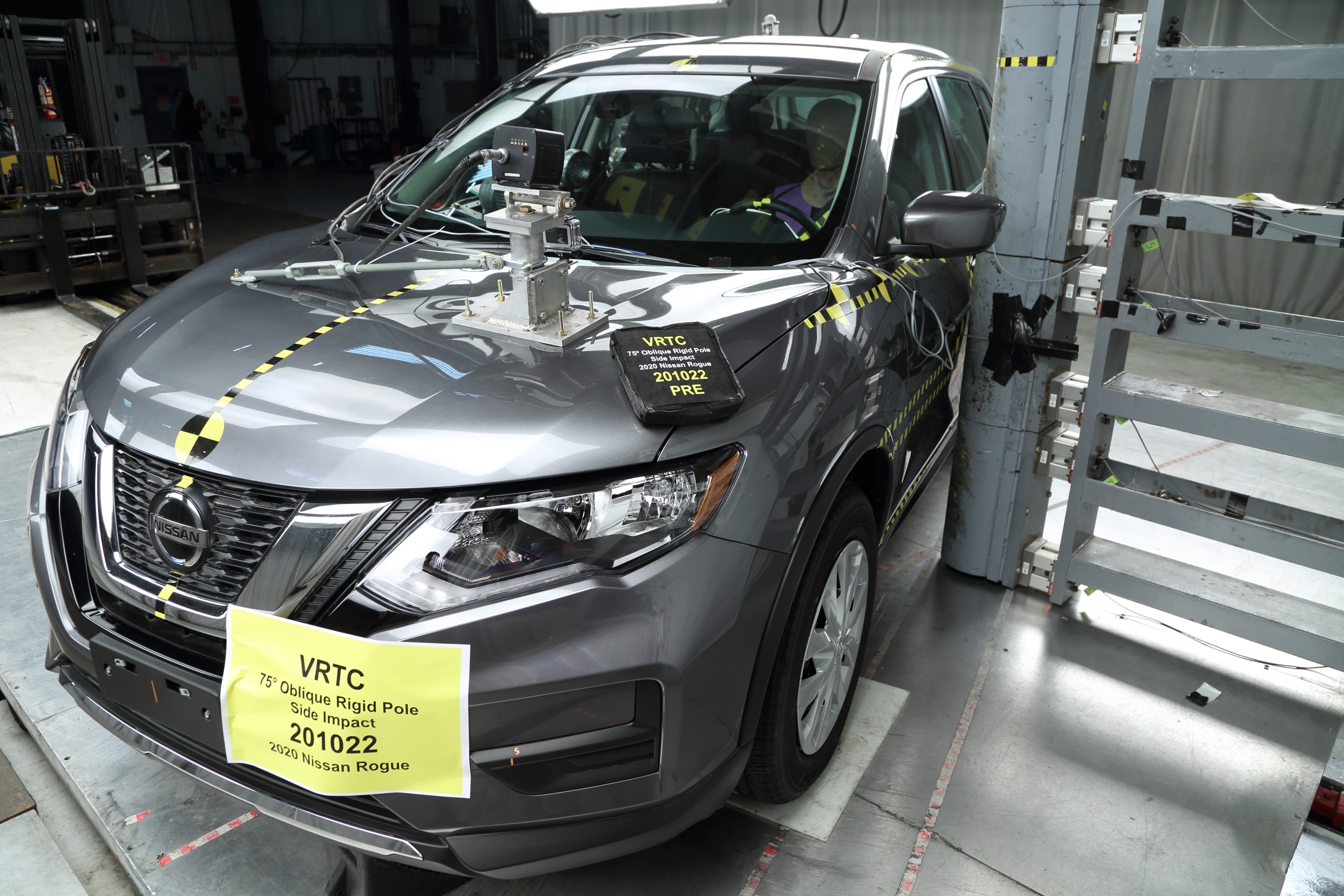 2020 NISSAN ROGUE crash image 5