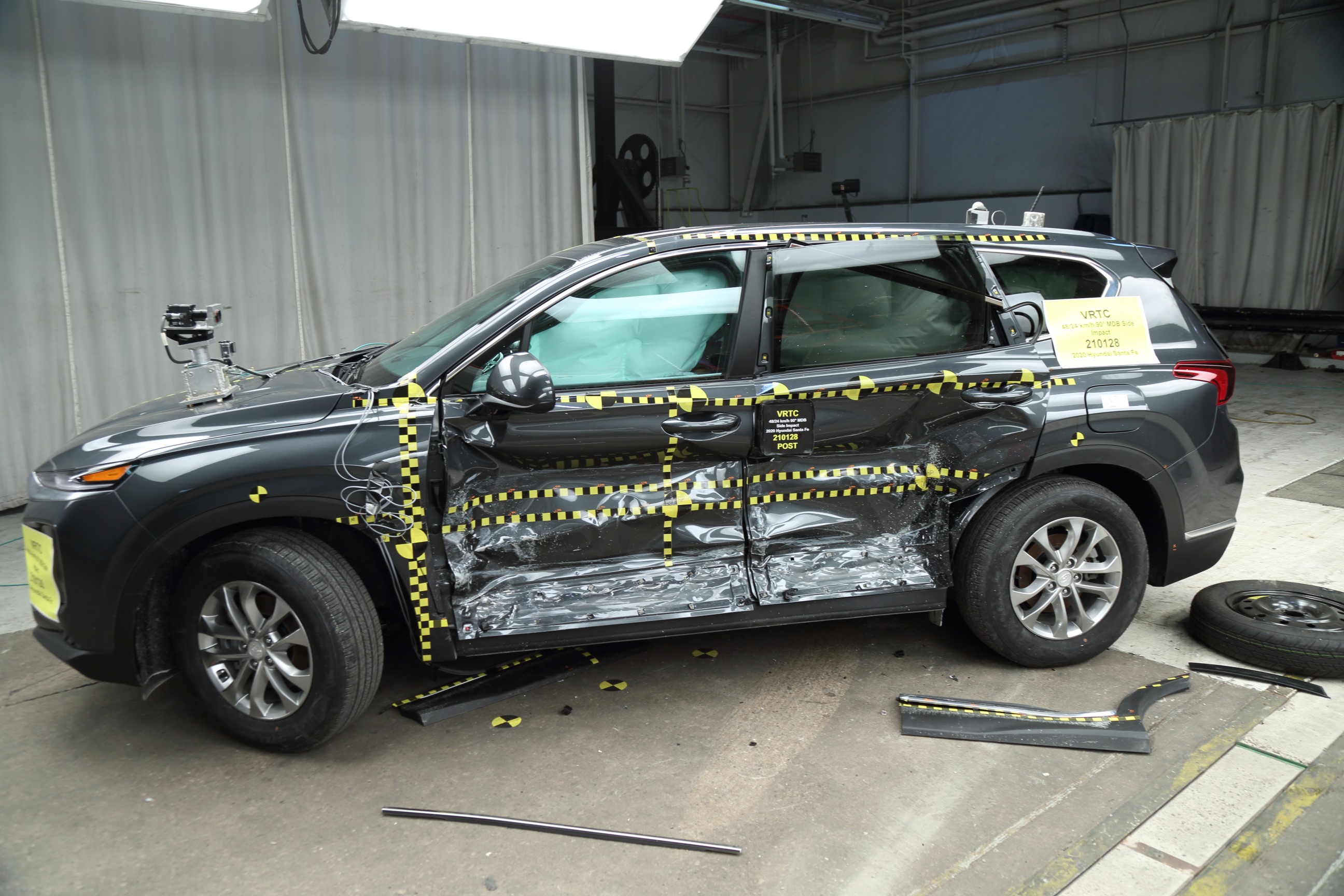 2020 HYUNDAI SANTA FE crash image 8