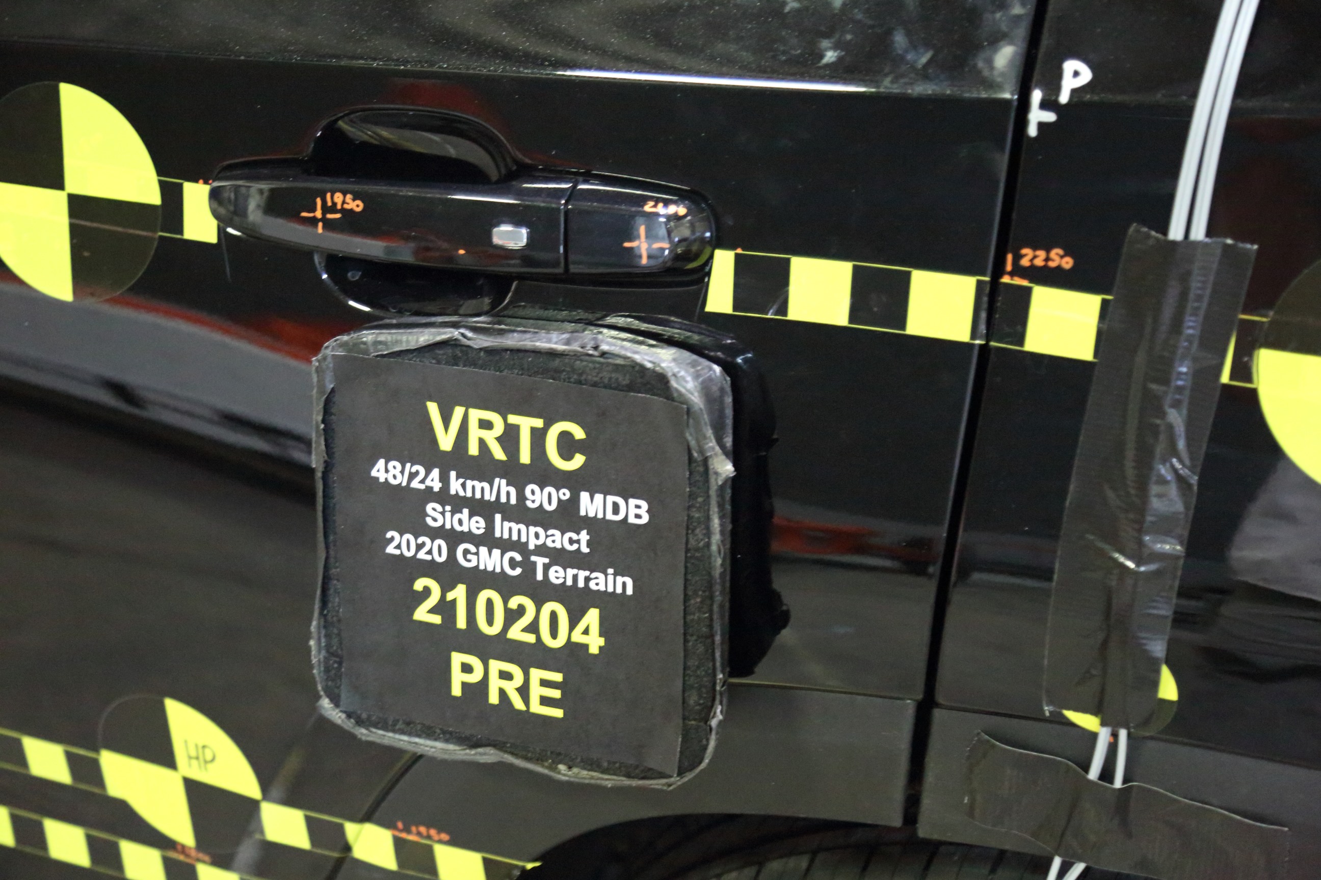 2020 GMC OTHER crash image 23