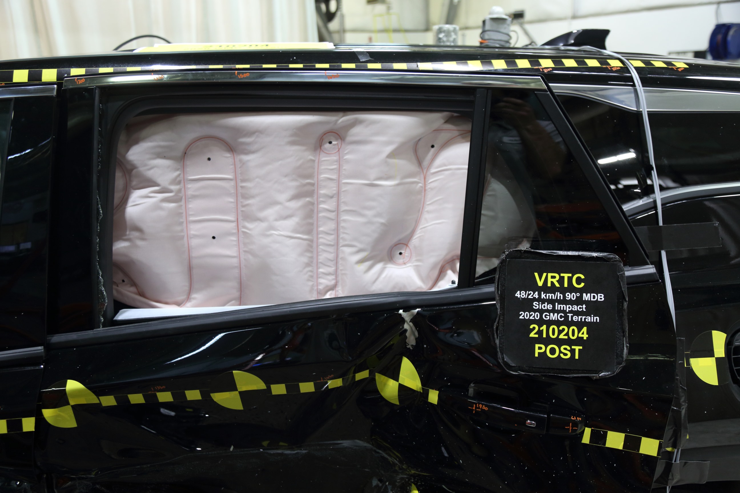 2020 GMC OTHER crash image 24