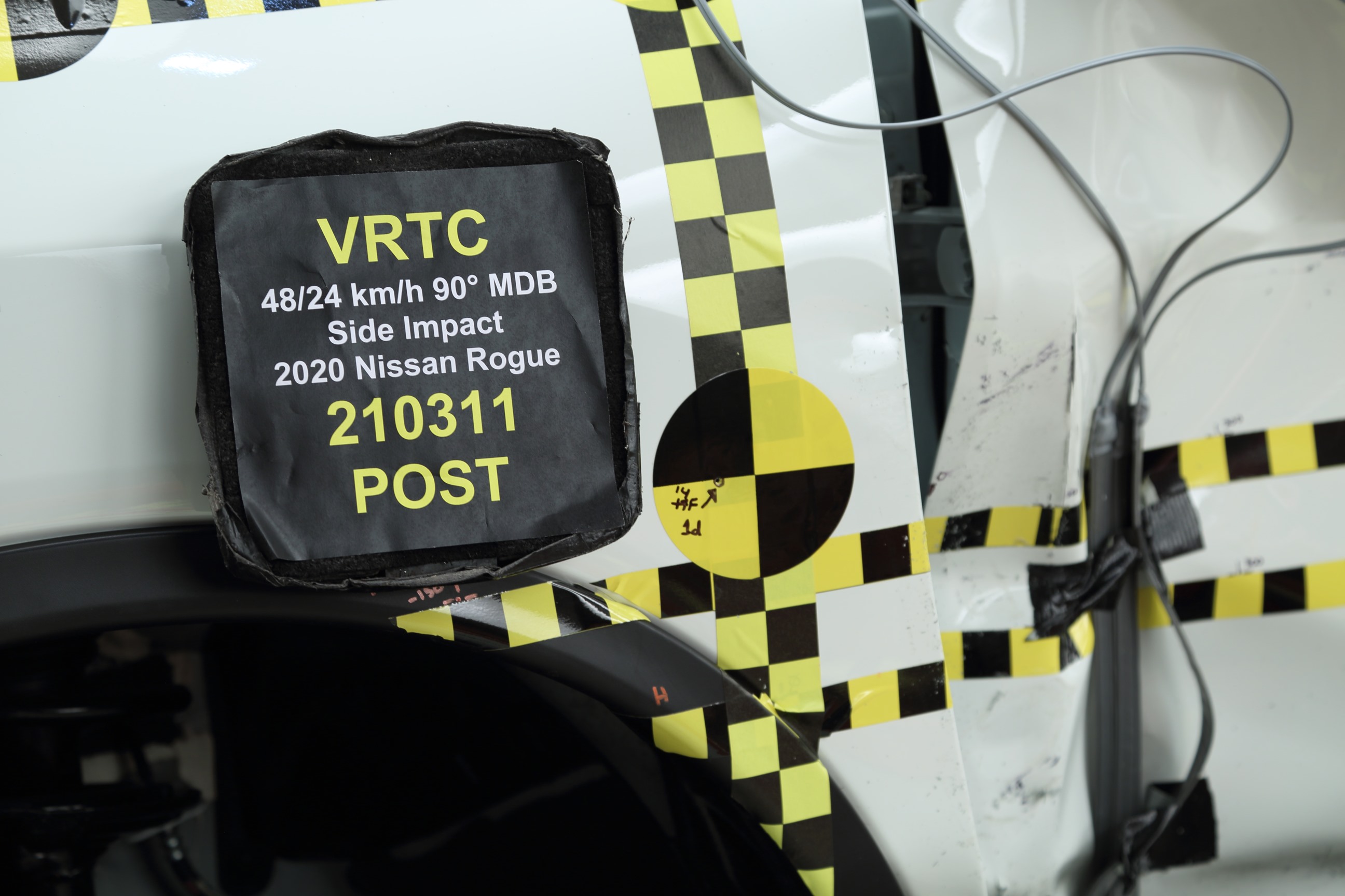2020 NISSAN ROGUE crash image 20