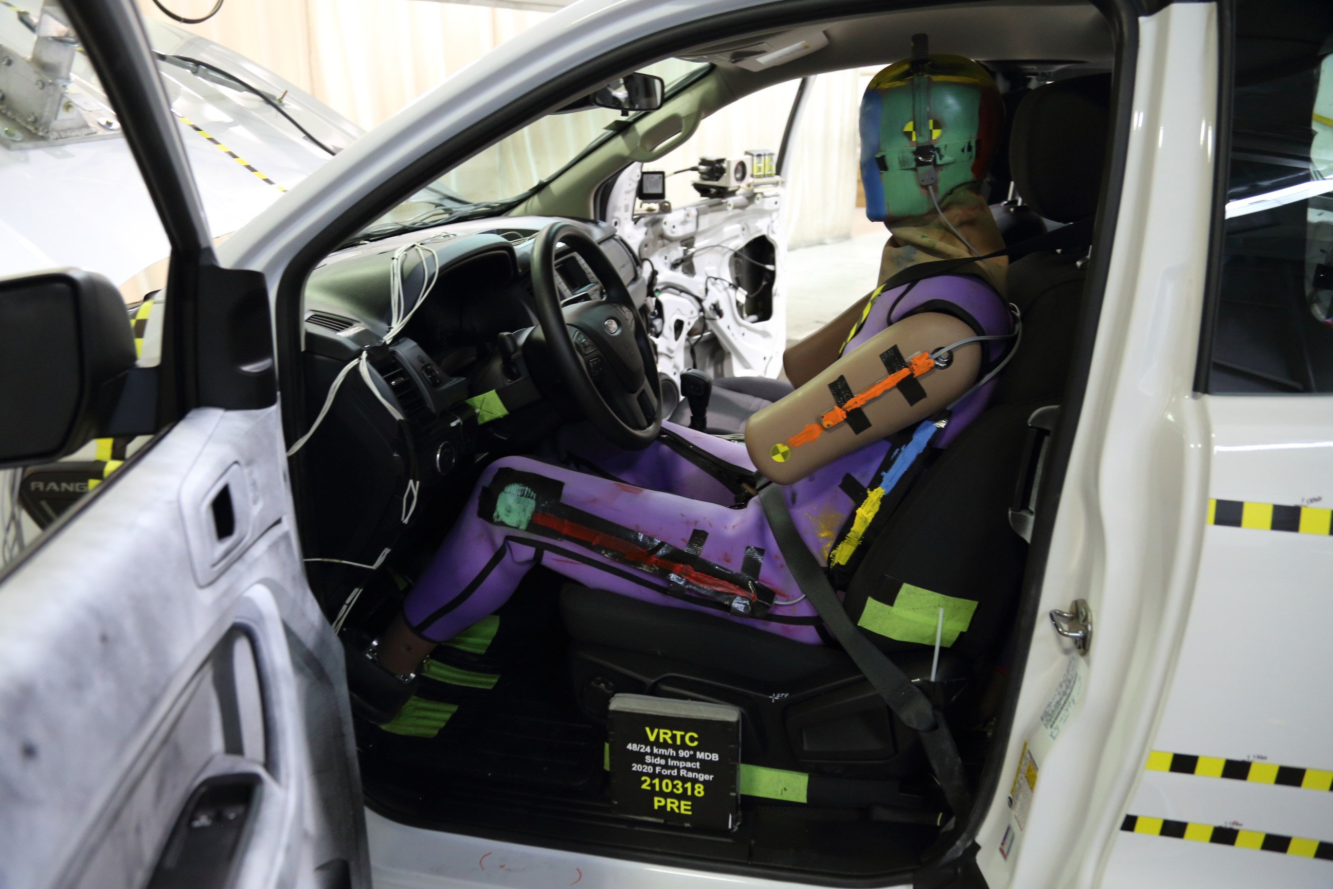 2020 FORD RANGER crash image 27