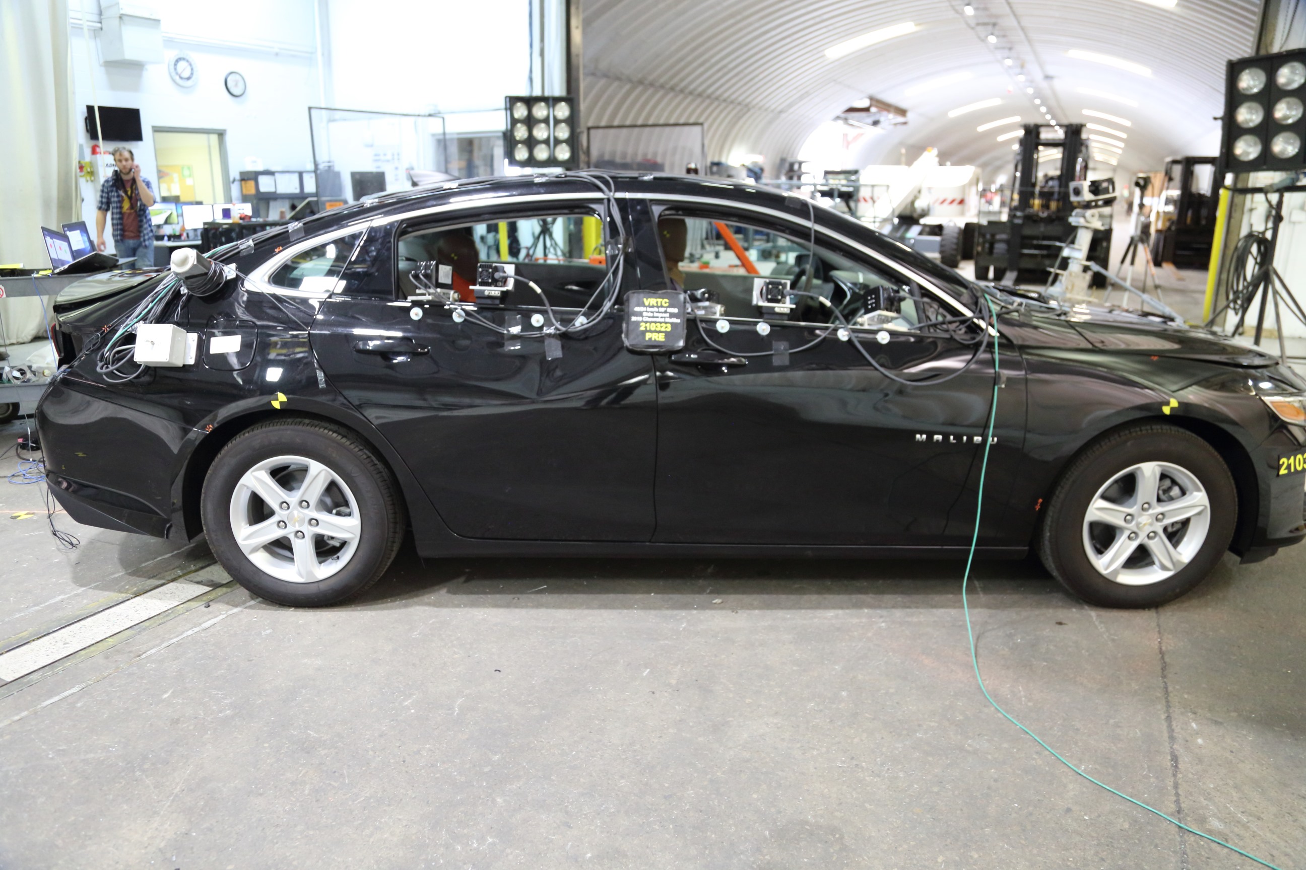 2019 CHEVROLET MALIBU crash image 13