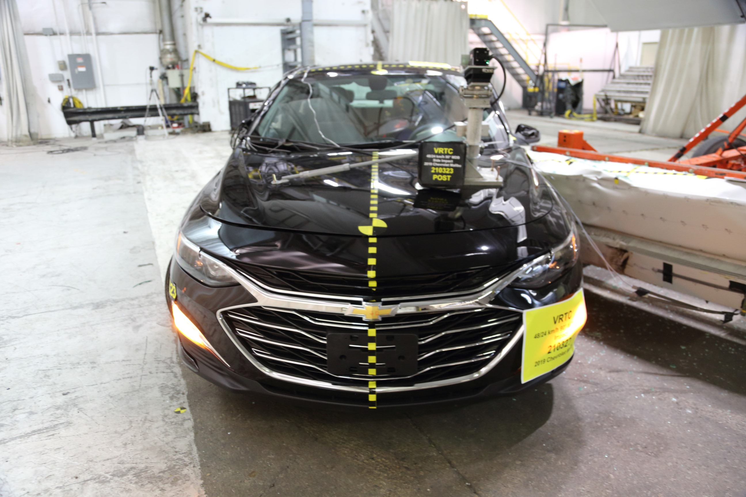 2019 CHEVROLET MALIBU crash image 4