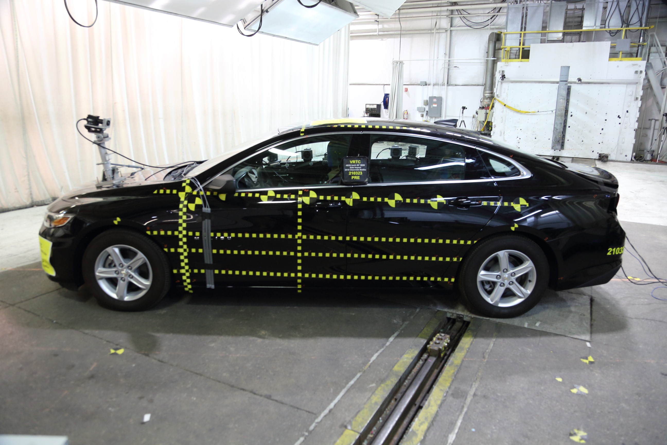 2019 CHEVROLET MALIBU crash image 7