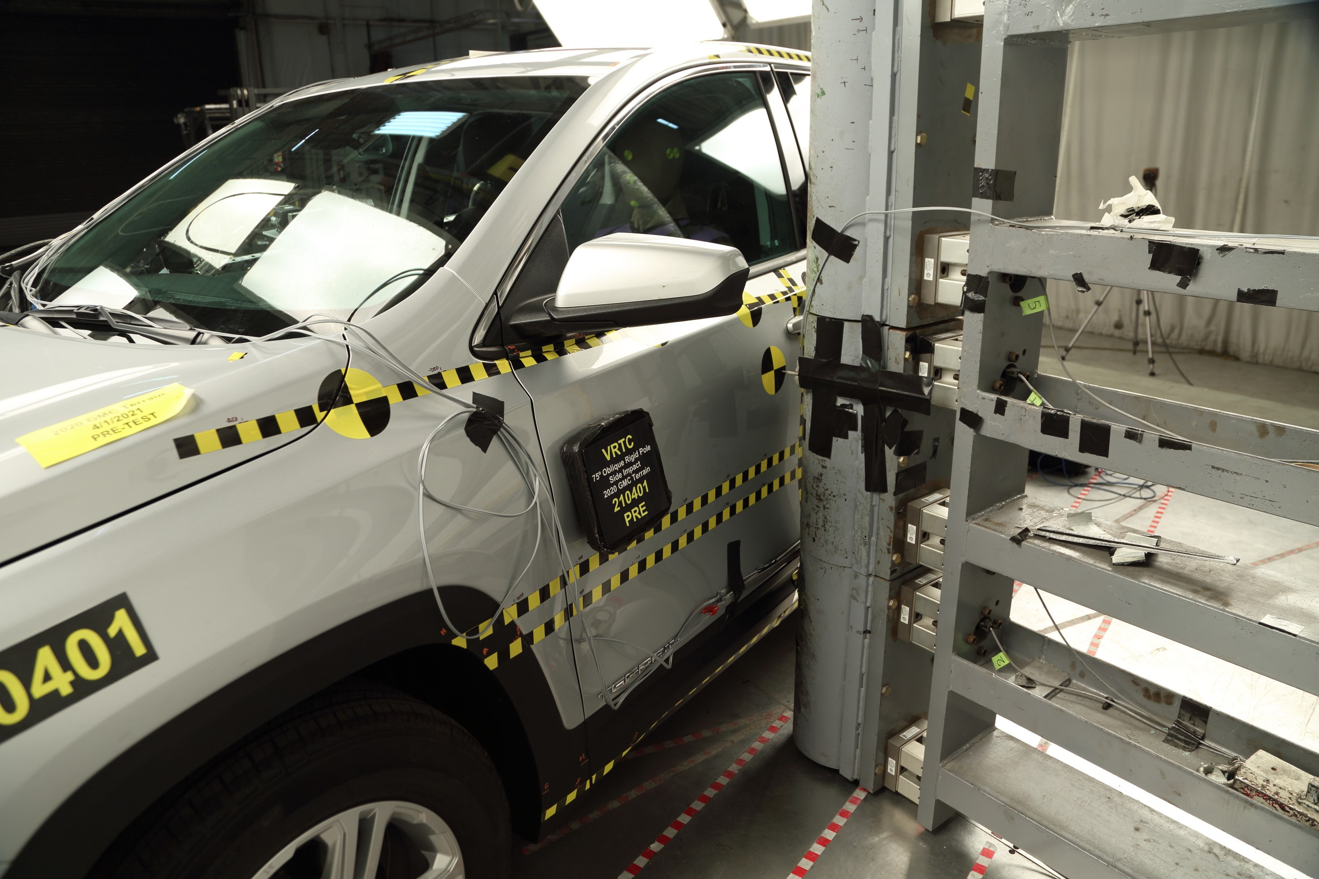 2020 GMC OTHER crash image 17