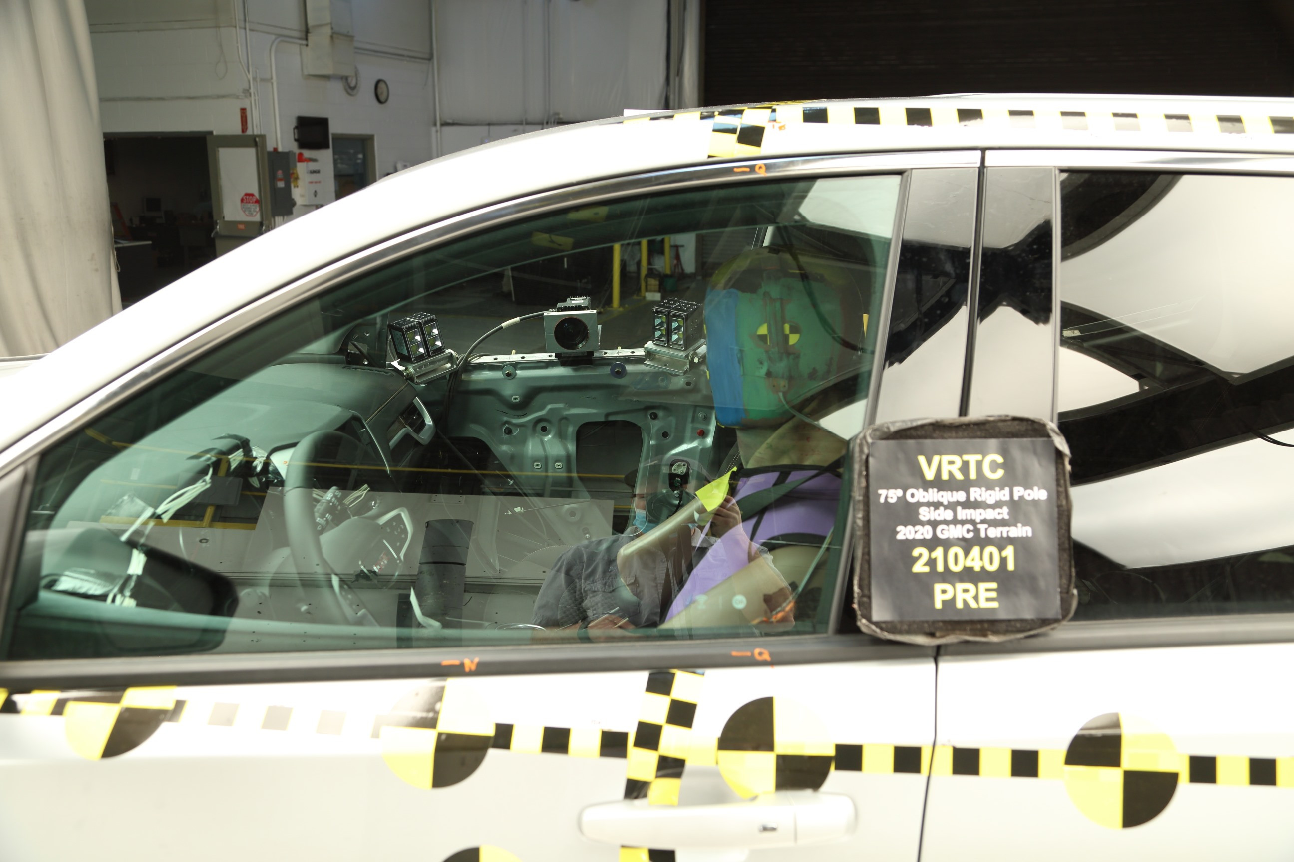 2020 GMC OTHER crash image 24