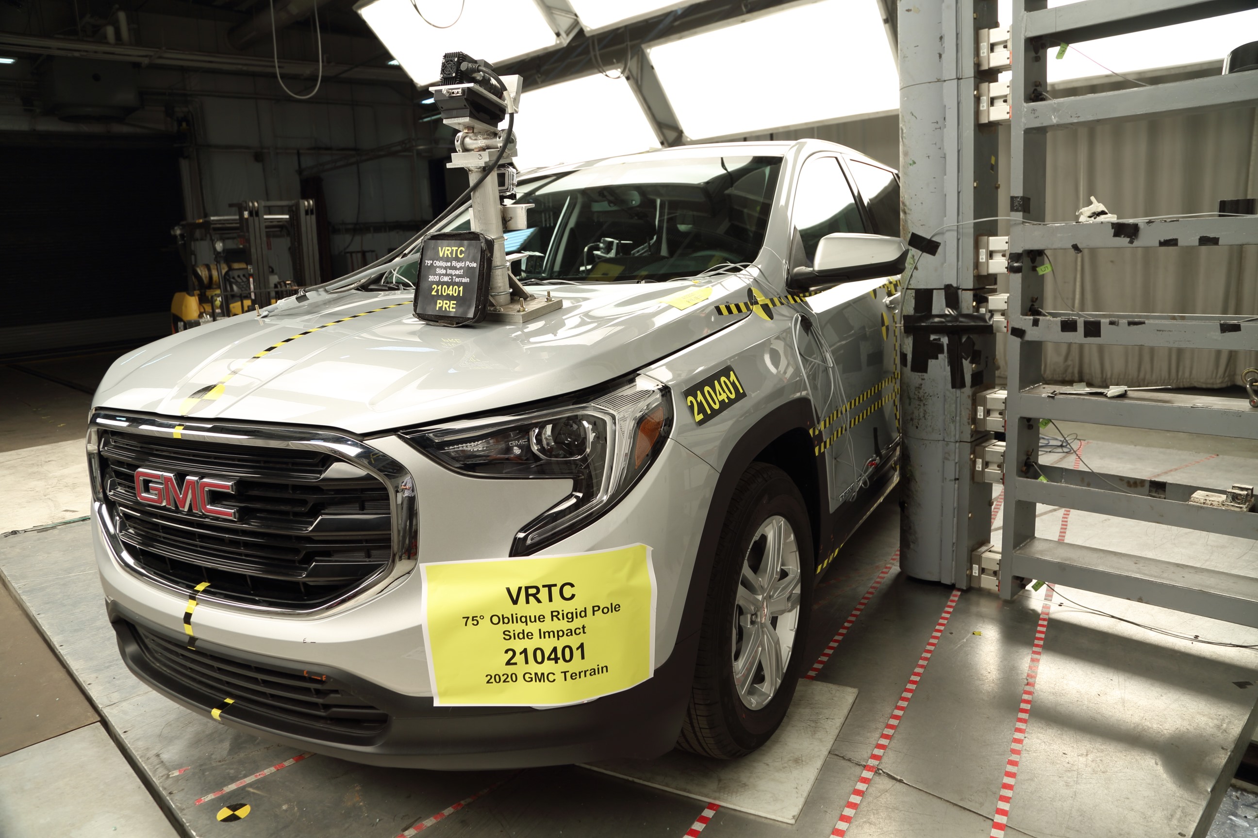 2020 GMC OTHER crash image 5