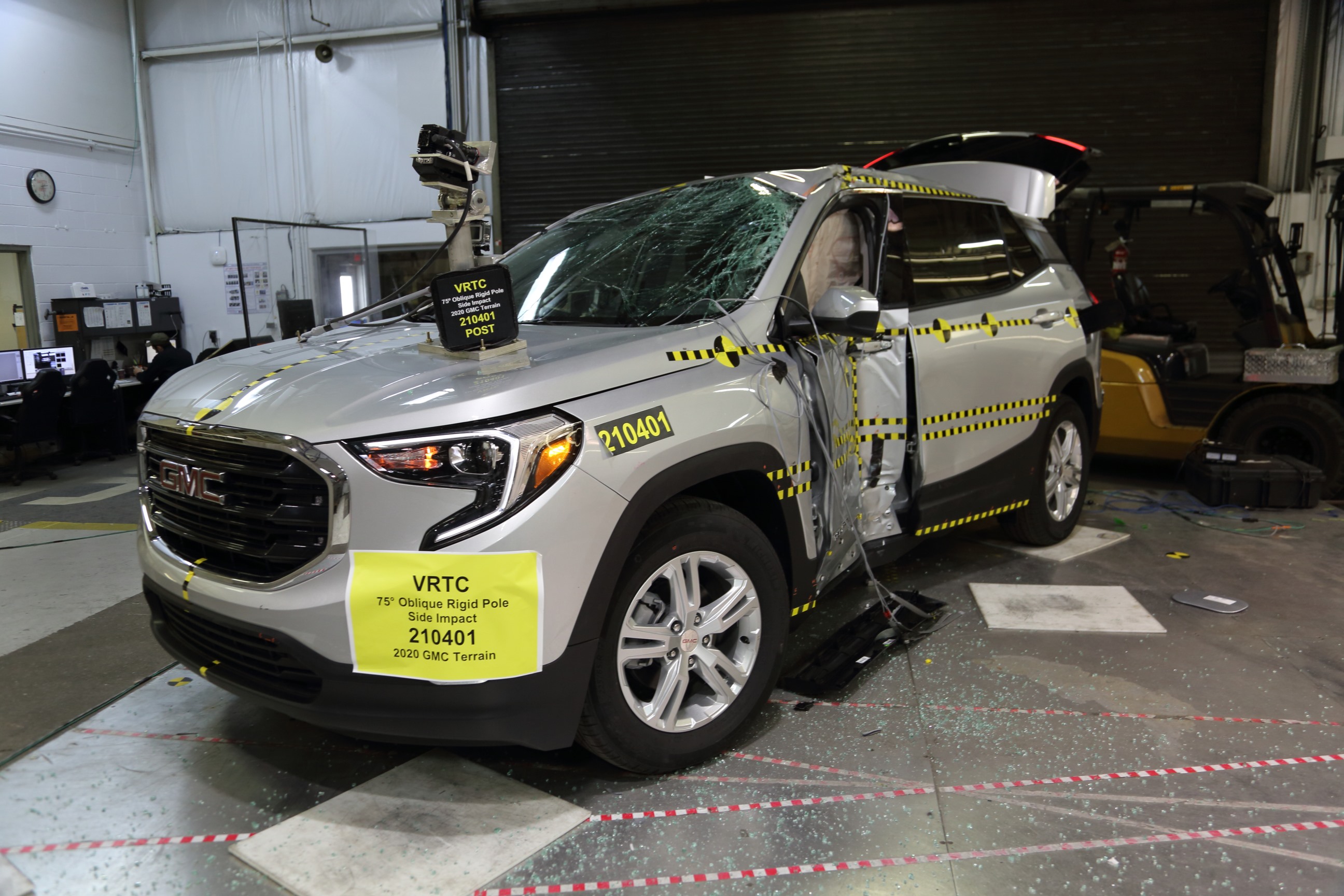 2020 GMC OTHER crash image 6