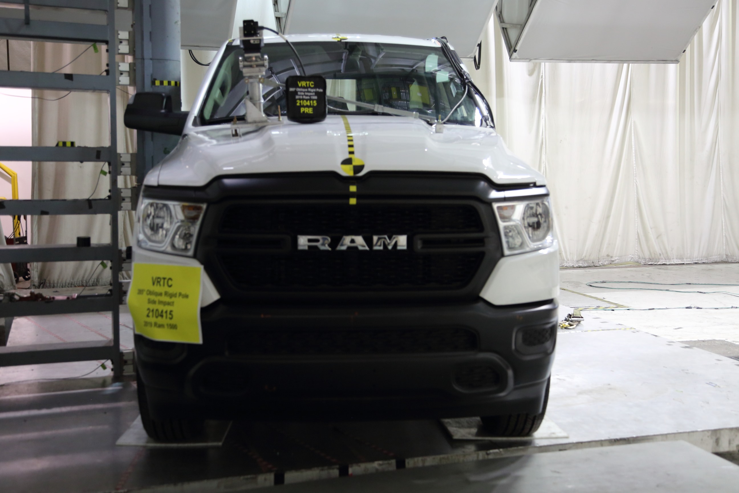 2019 RAM 1500 crash image 3