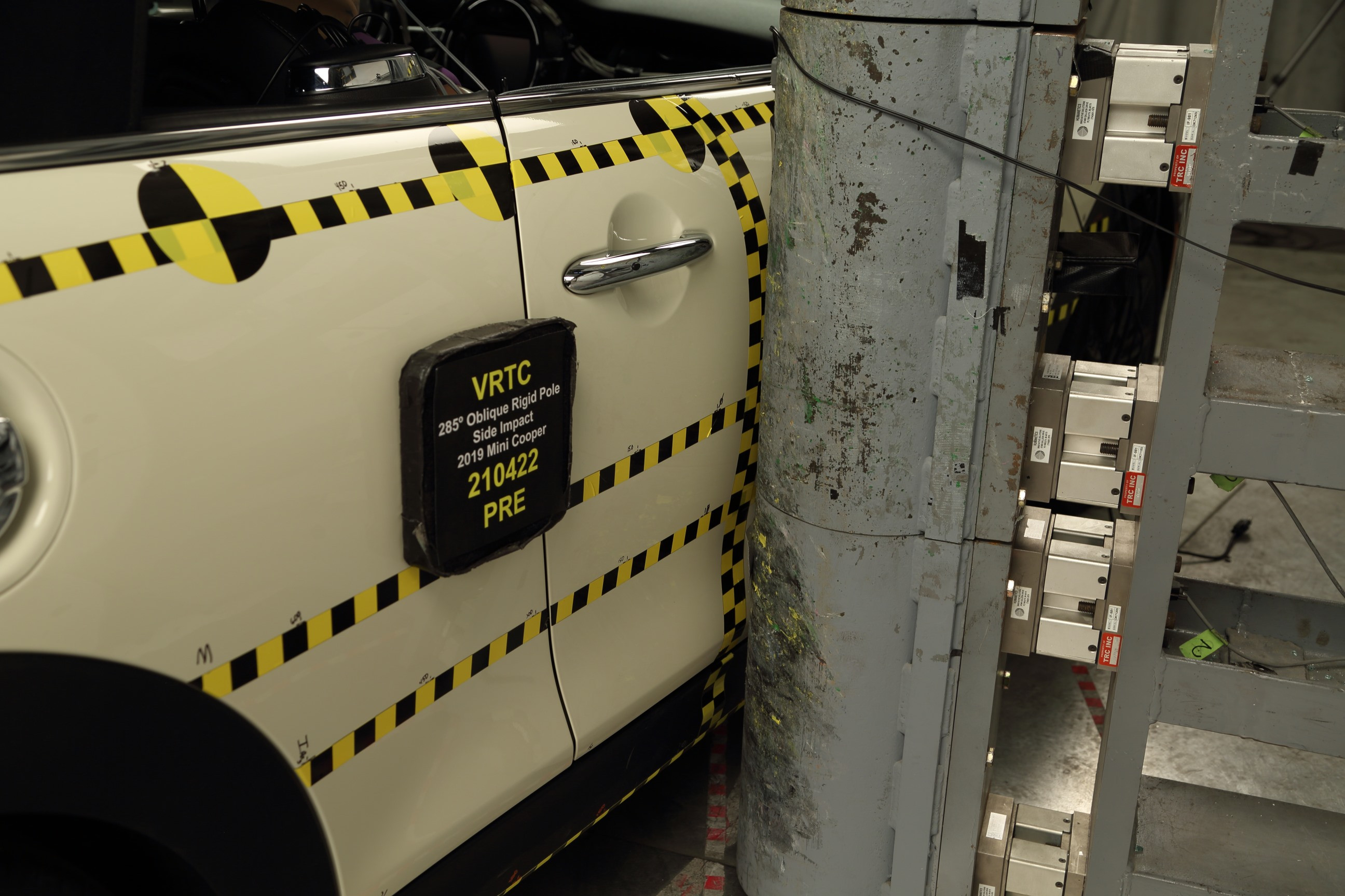 2019 MINI COOPER crash image 17