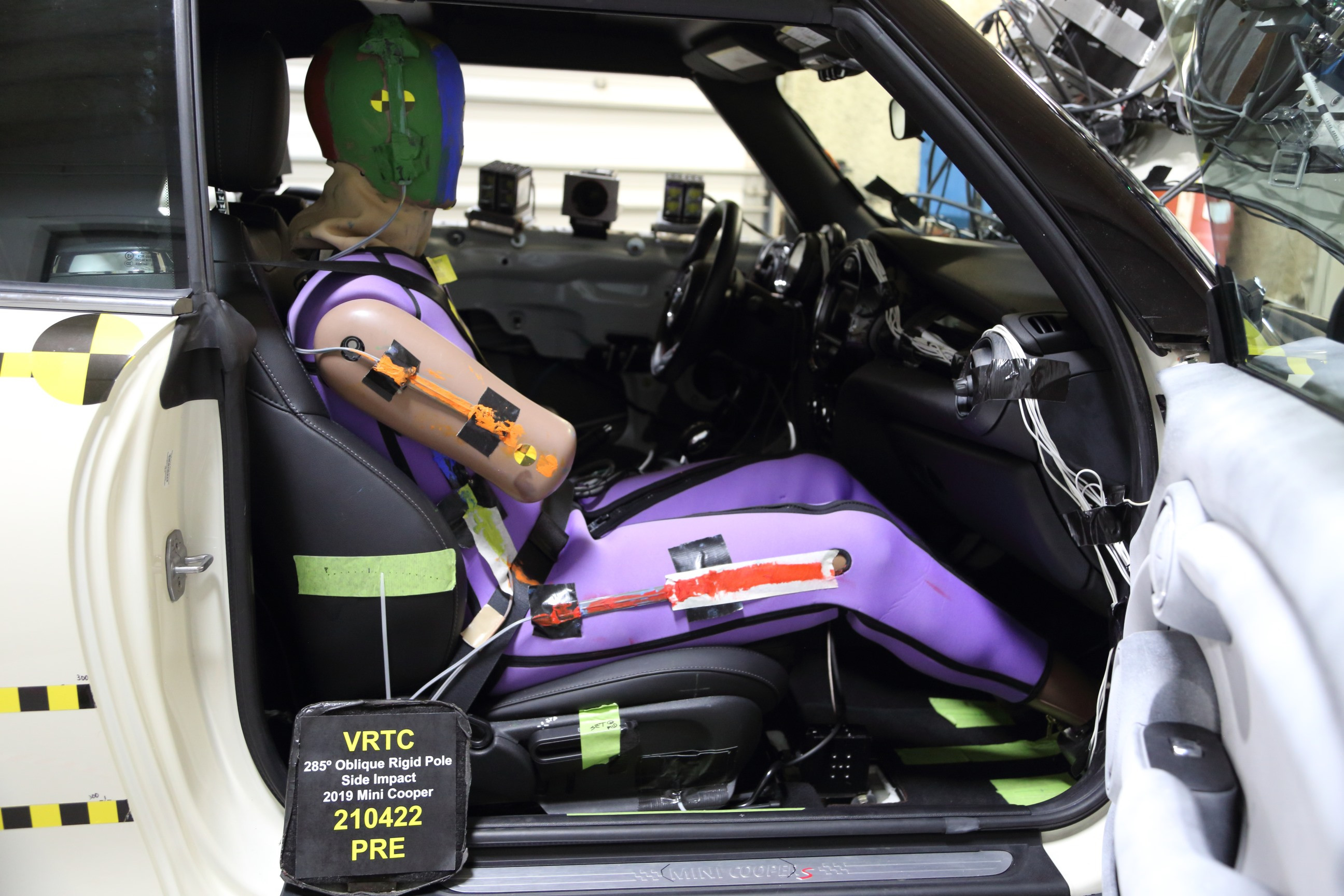 2019 MINI COOPER crash image 23