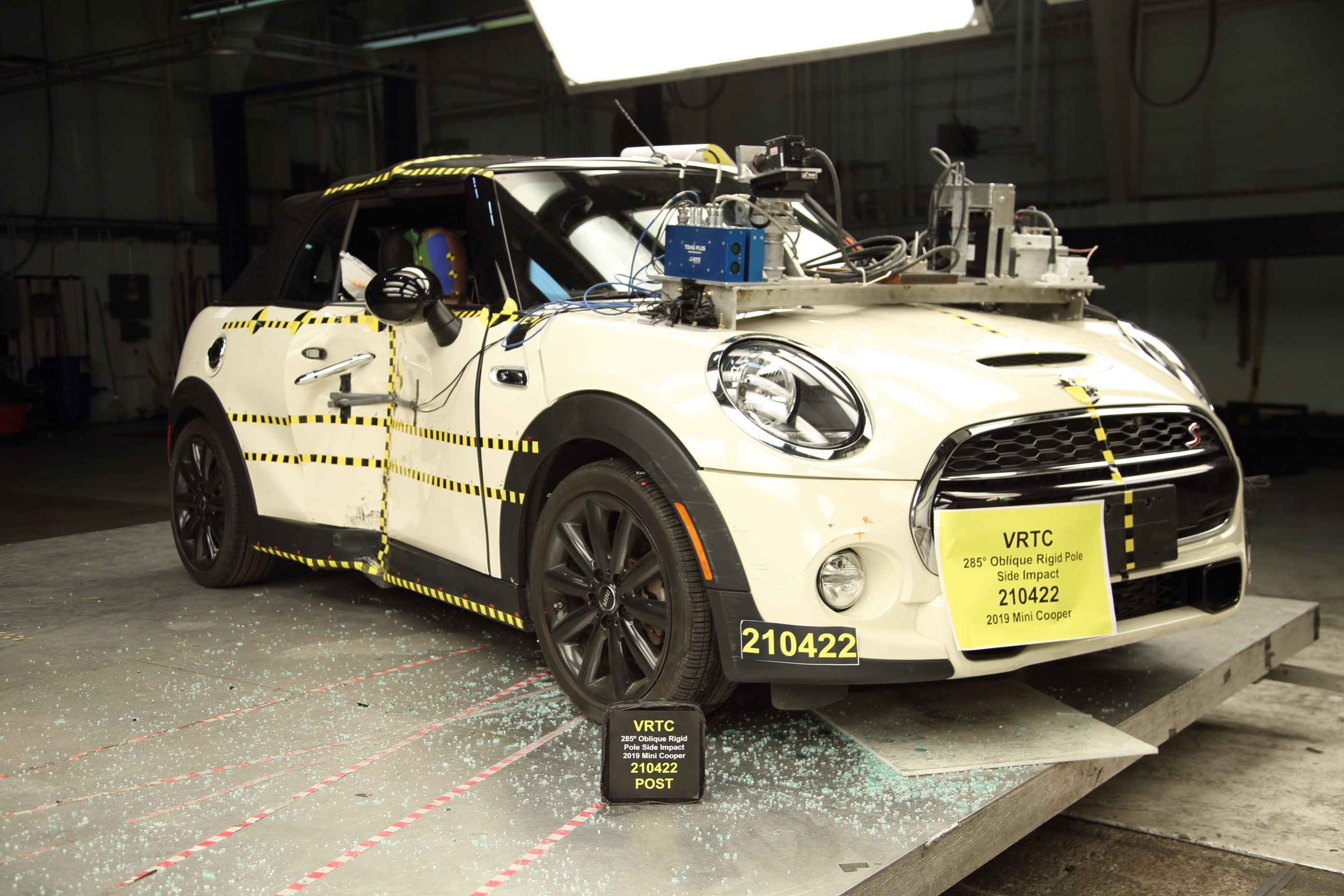 2019 MINI COOPER crash image 6