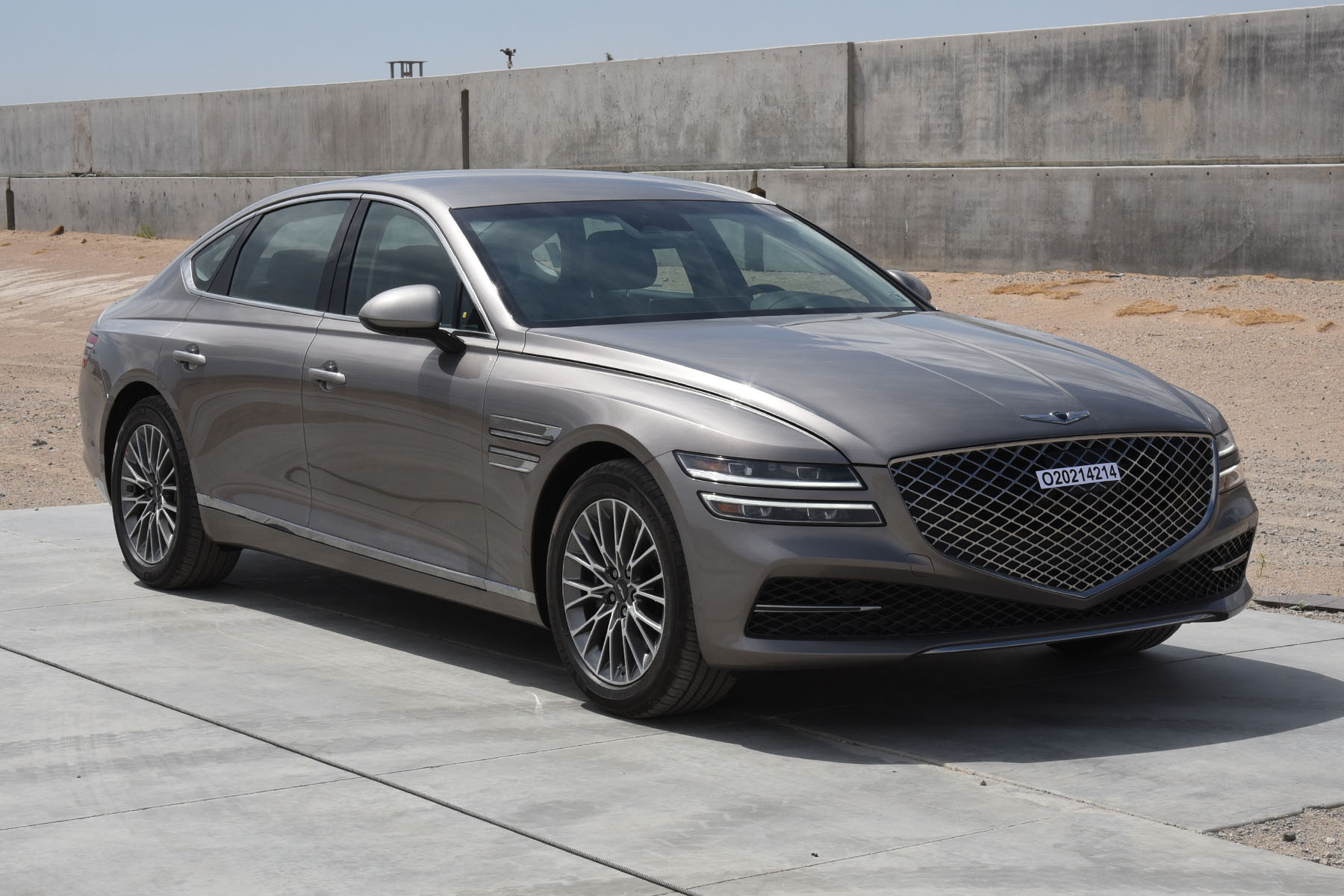 2021 GENESIS G80 crash-test photo