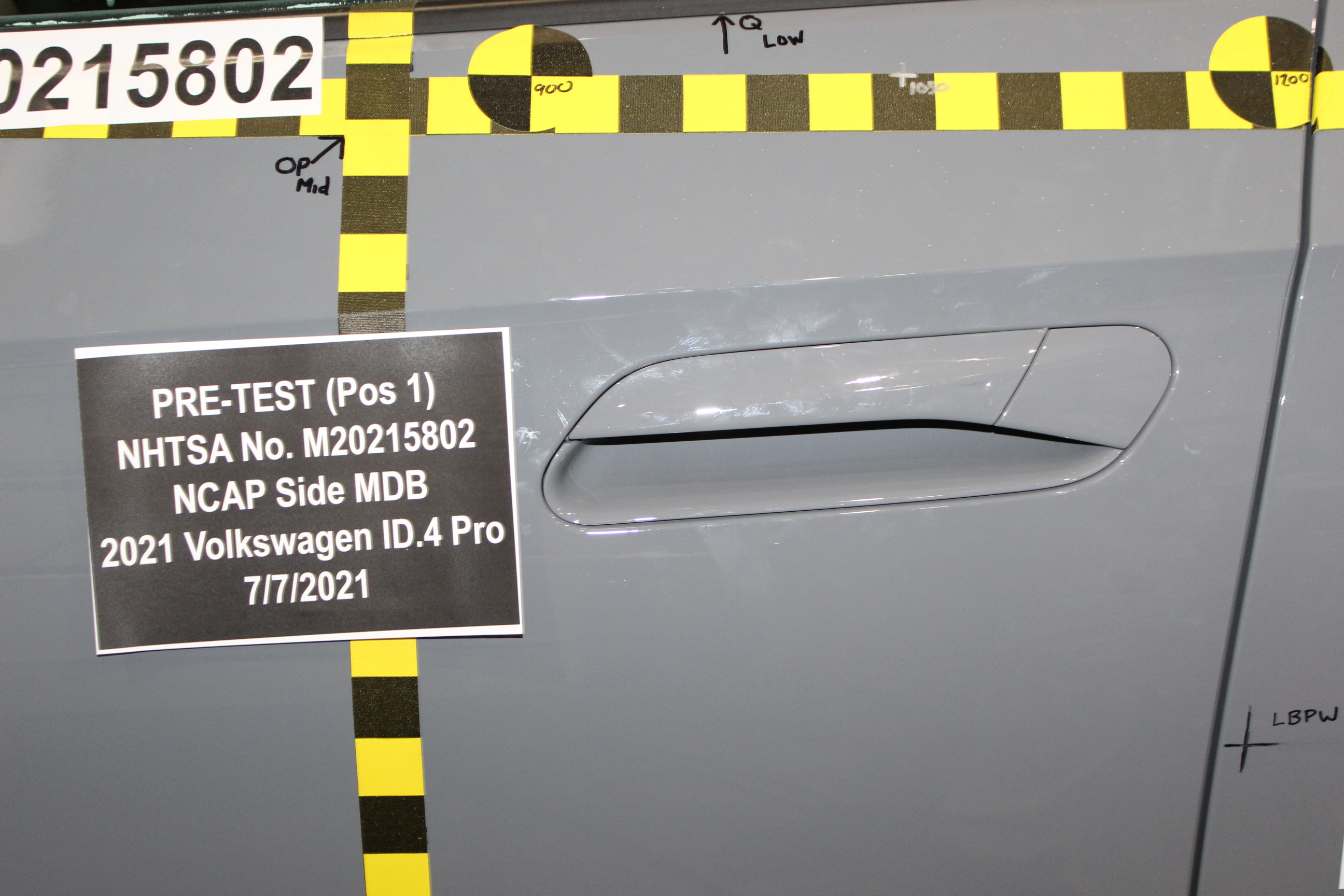 2021 VOLKSWAGEN ID.4 crash image 21