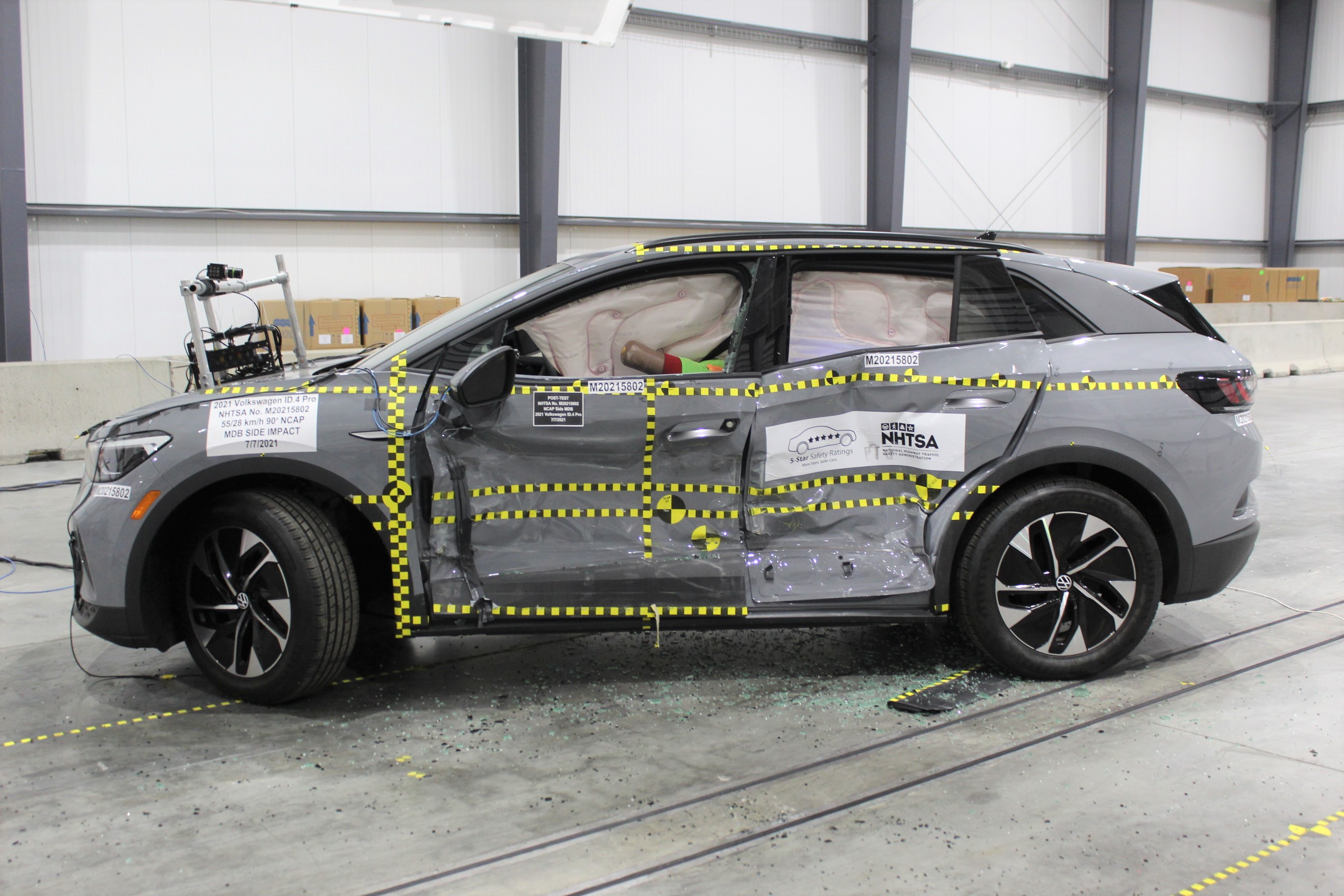 2021 VOLKSWAGEN ID.4 crash image 8
