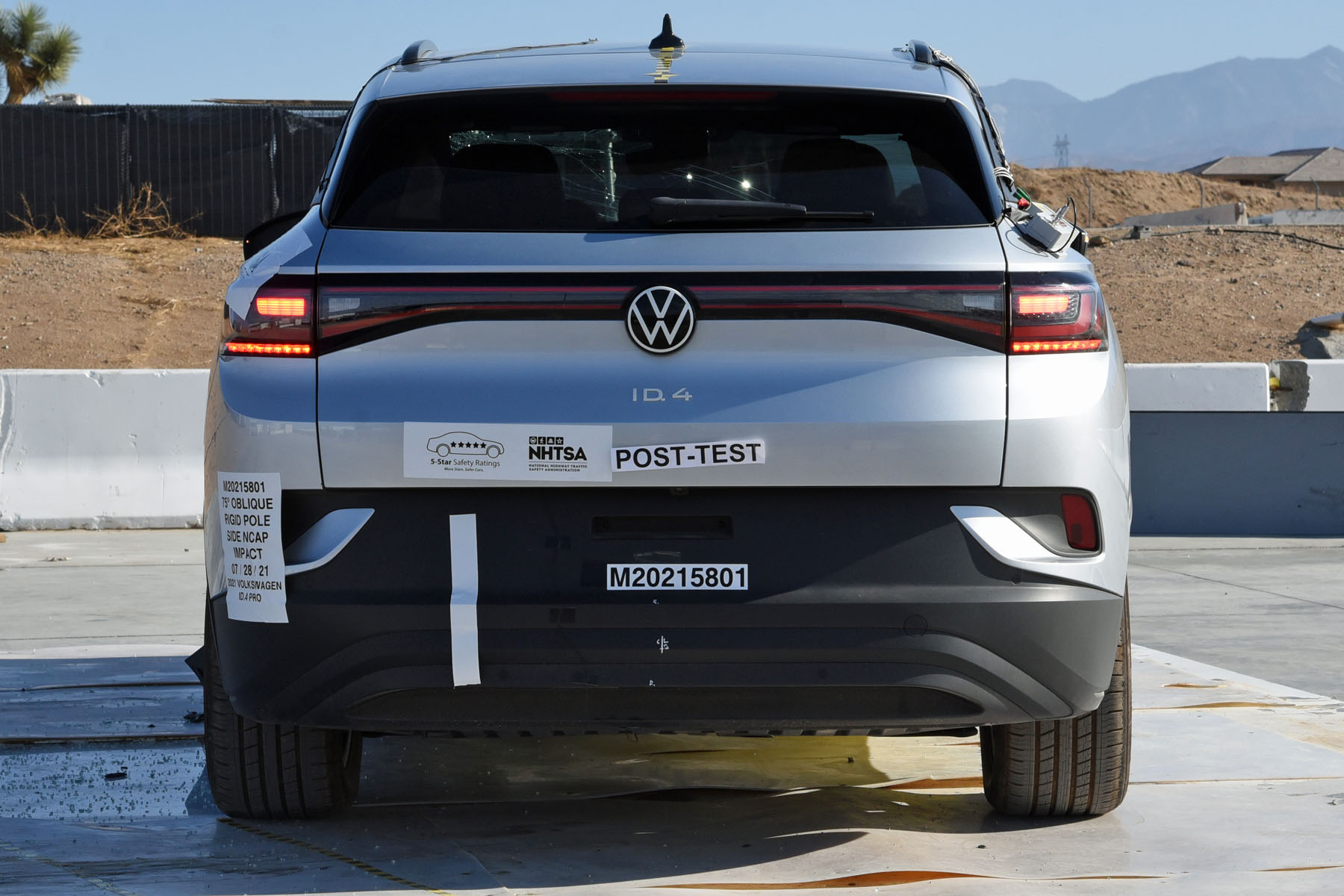 2021 VOLKSWAGEN ID.4 crash image 12