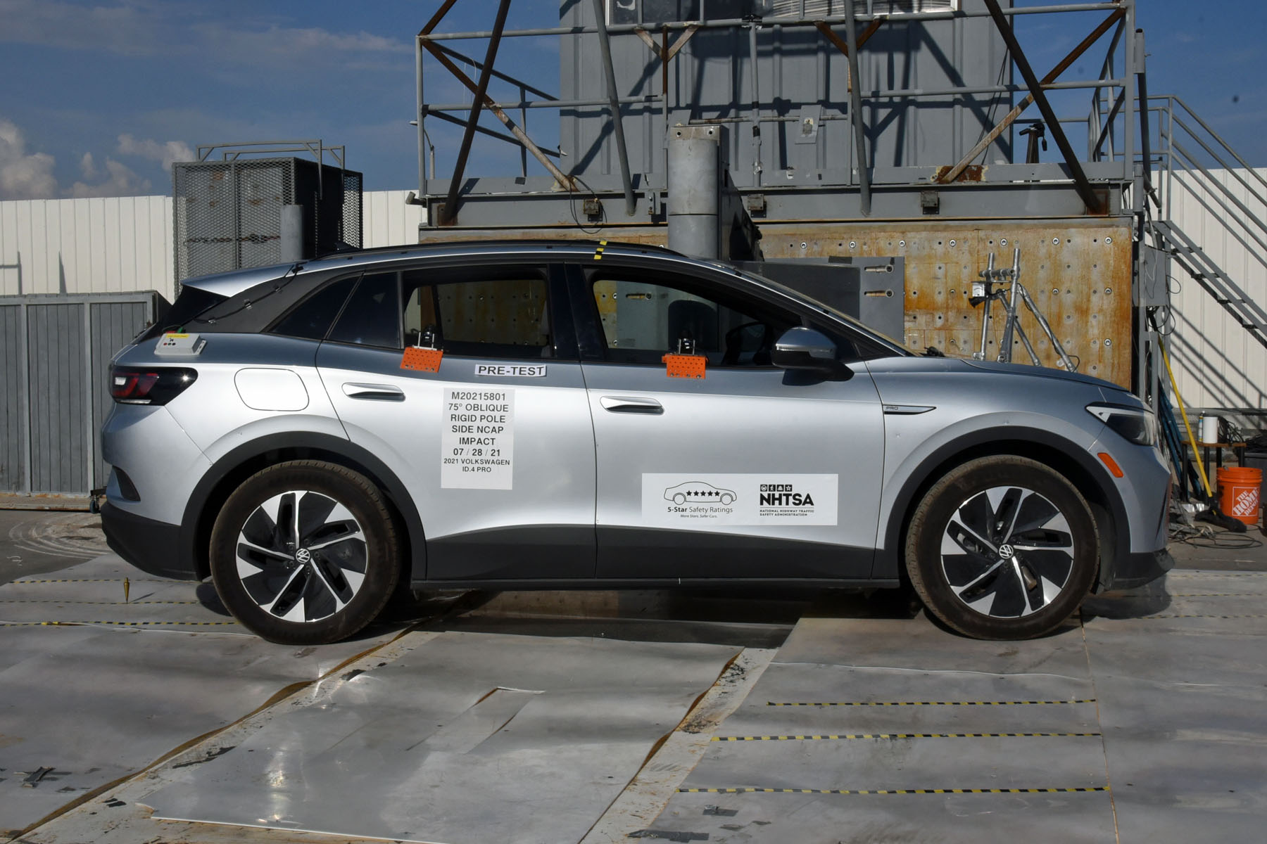 2021 VOLKSWAGEN ID.4 crash image 13