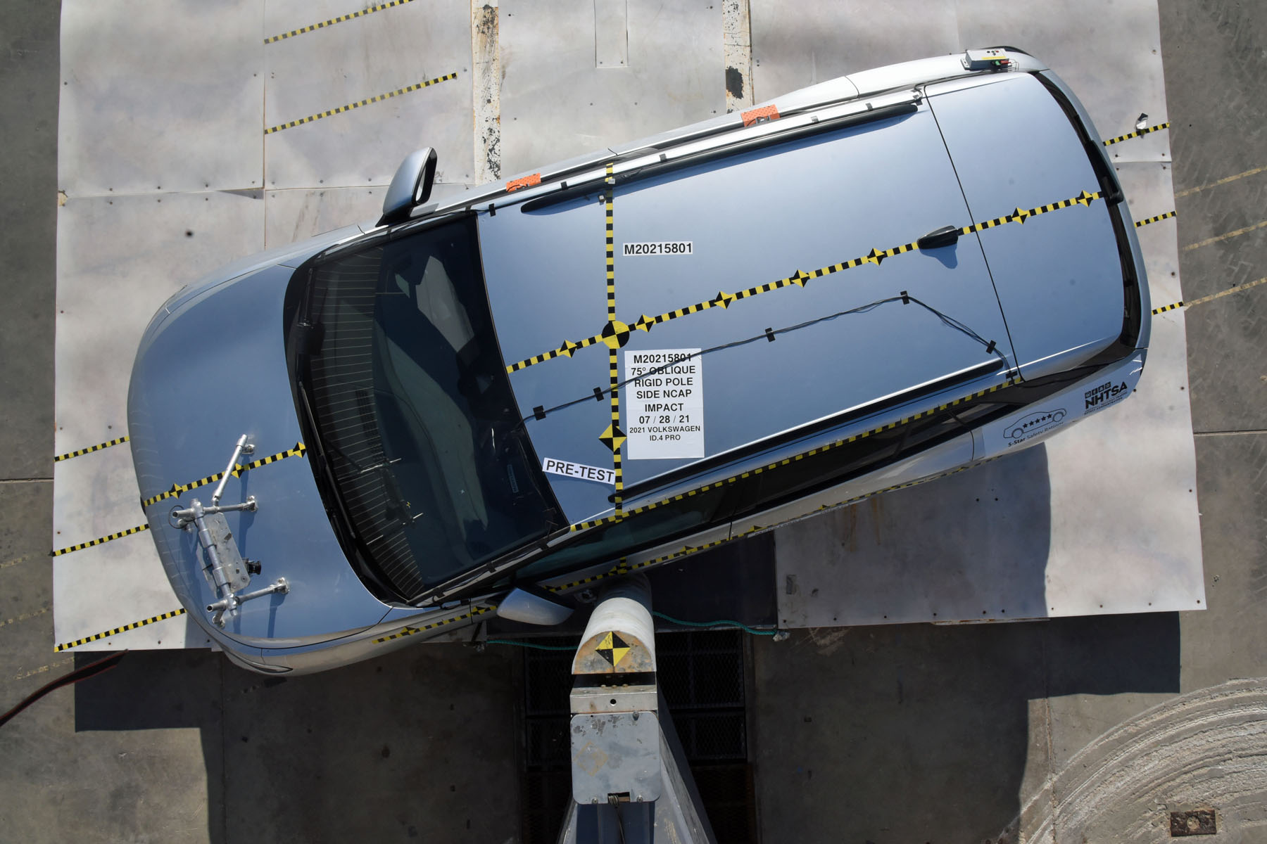 2021 VOLKSWAGEN ID.4 crash image 15
