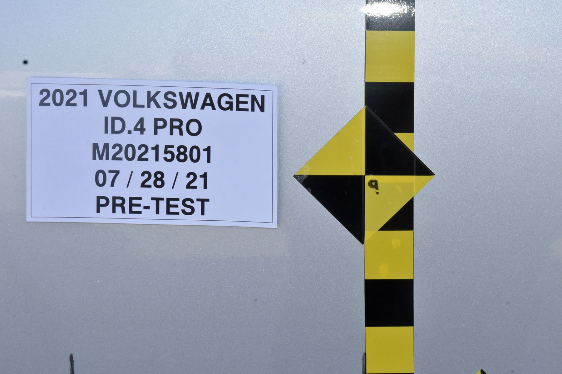 2021 VOLKSWAGEN ID.4 crash image 19