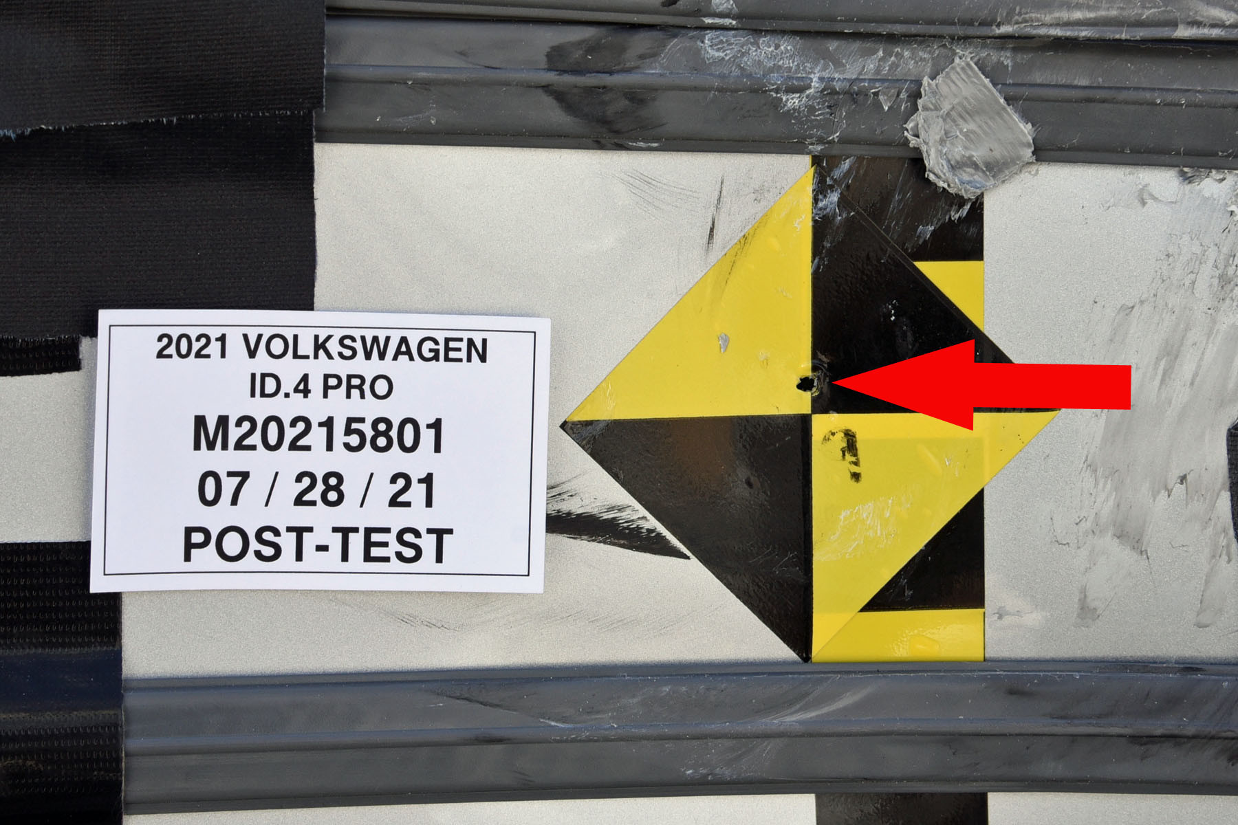 2021 VOLKSWAGEN ID.4 crash image 20