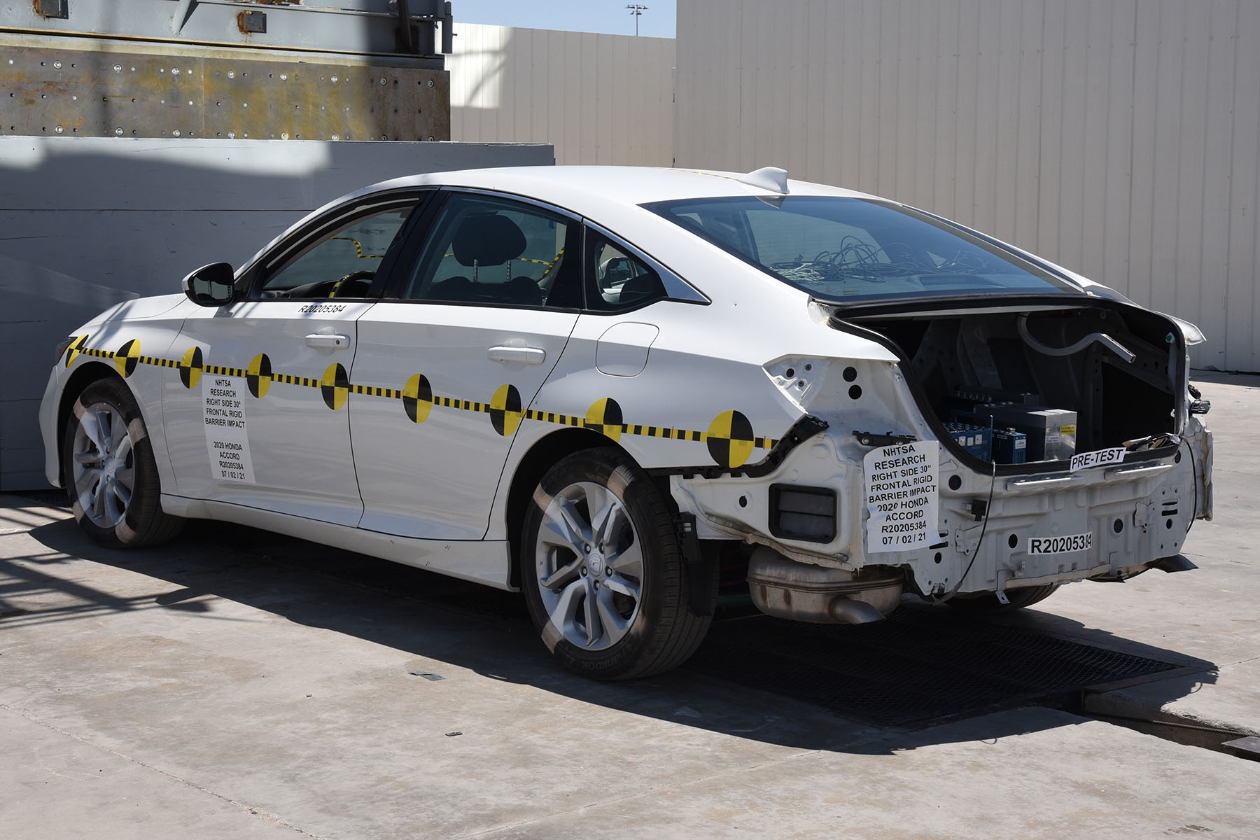 2020 HONDA ACCORD crash image 19