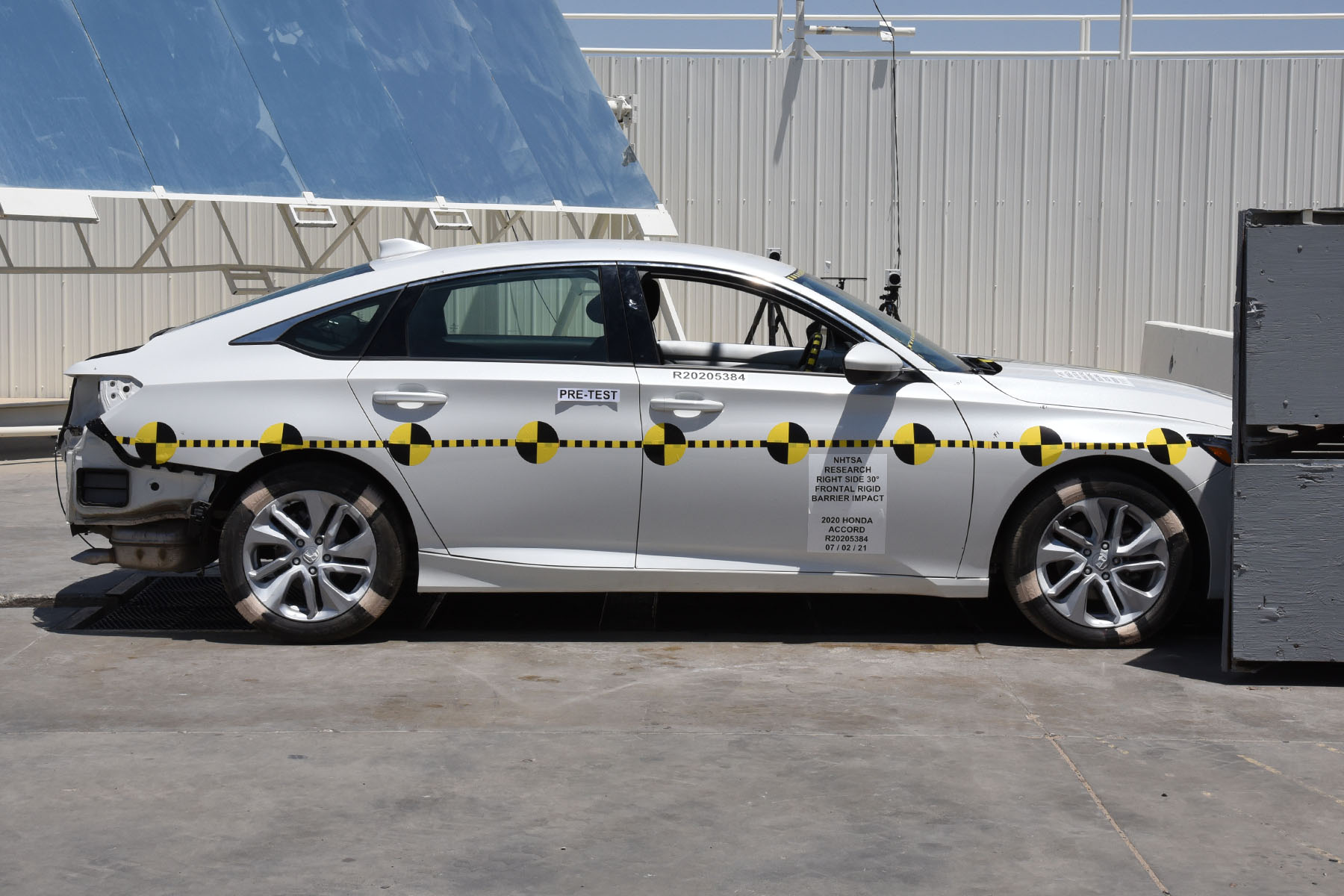 2020 HONDA ACCORD crash image 9