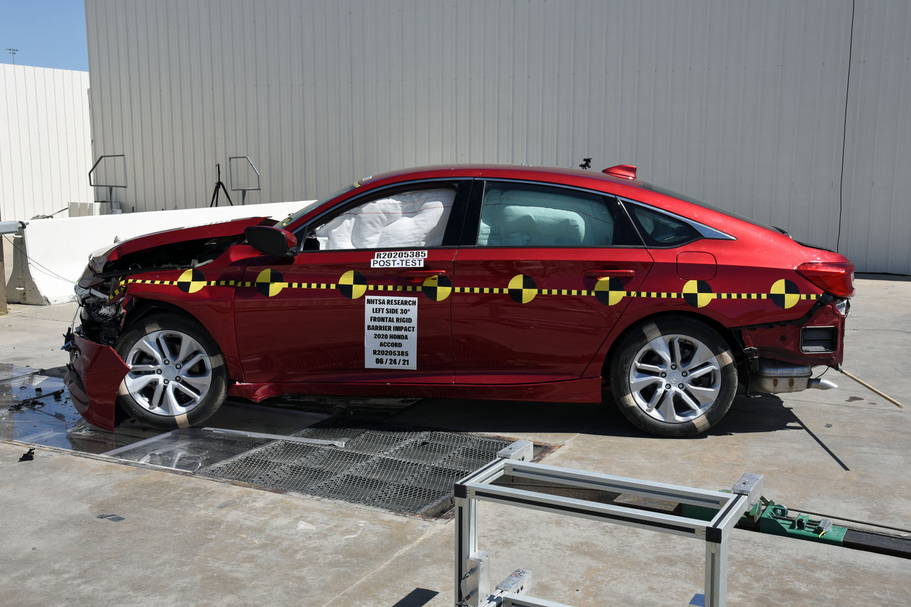 2020 HONDA ACCORD crash image 8
