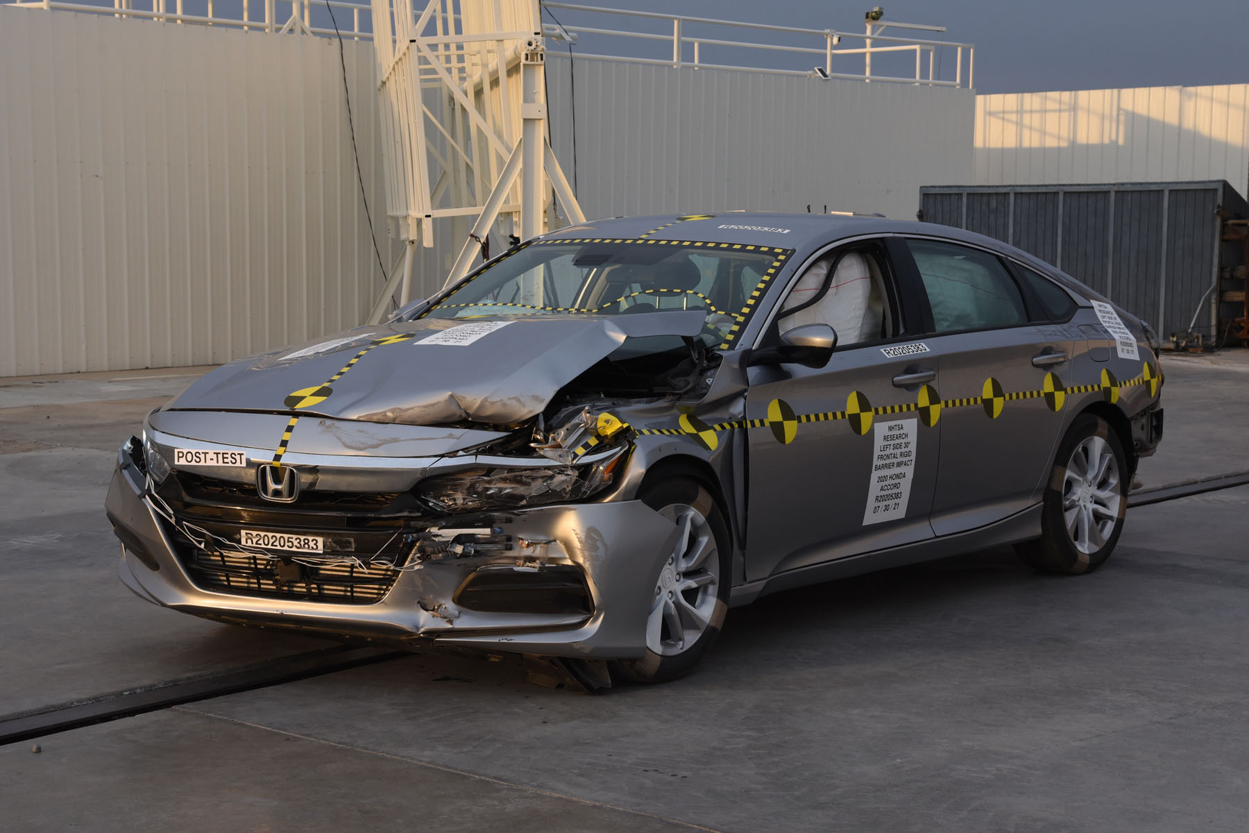 2020 HONDA ACCORD crash image 12