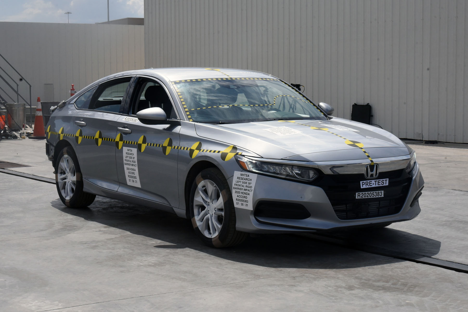 2020 HONDA ACCORD crash image 13