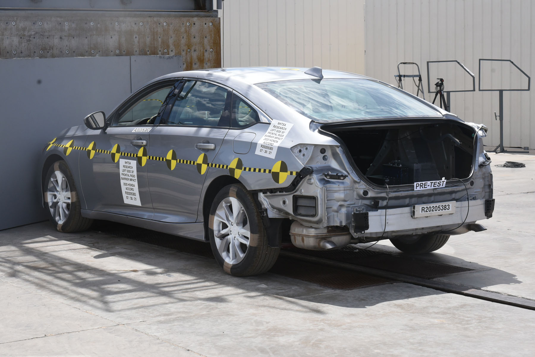 2020 HONDA ACCORD crash image 19