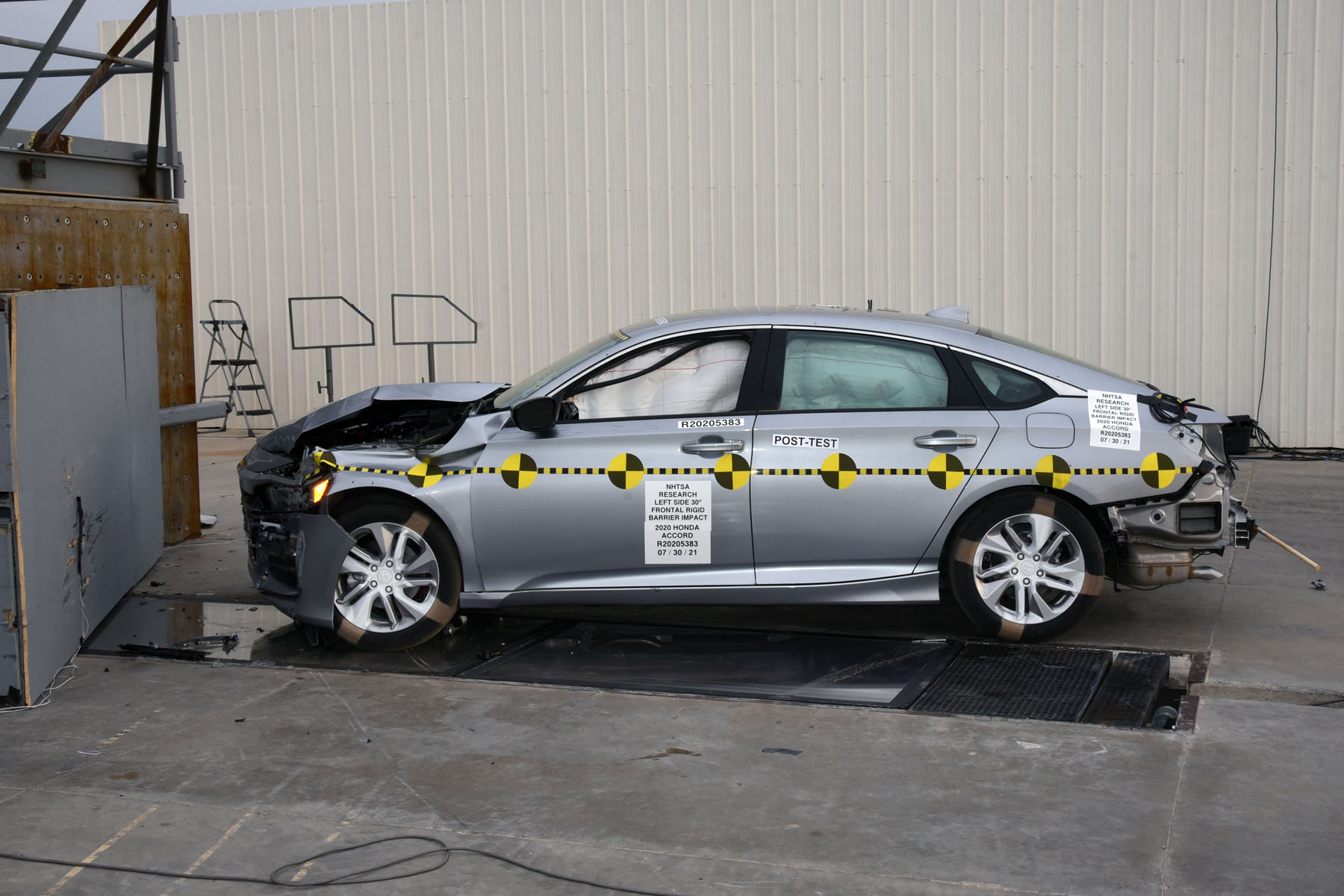 2020 HONDA ACCORD crash image 8