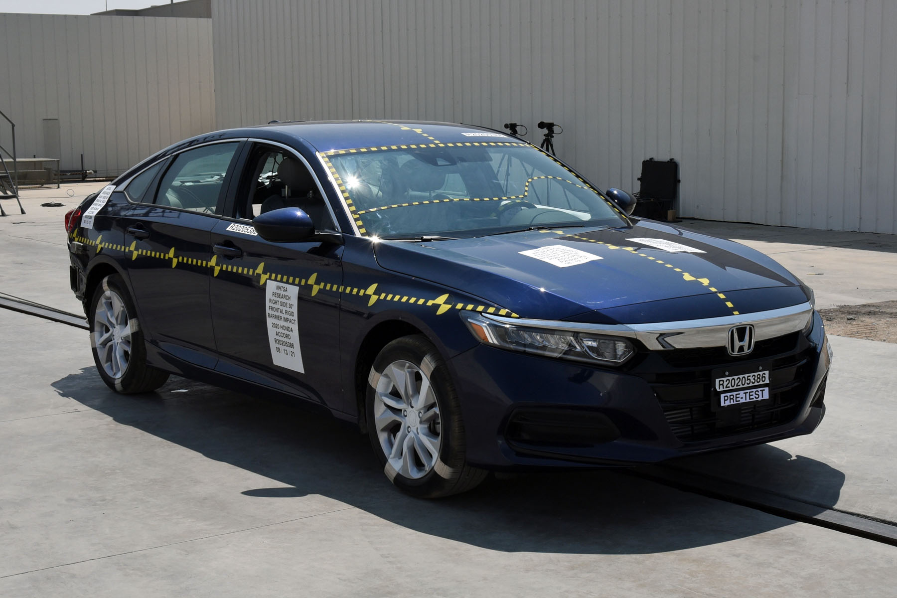2020 HONDA ACCORD crash image 13
